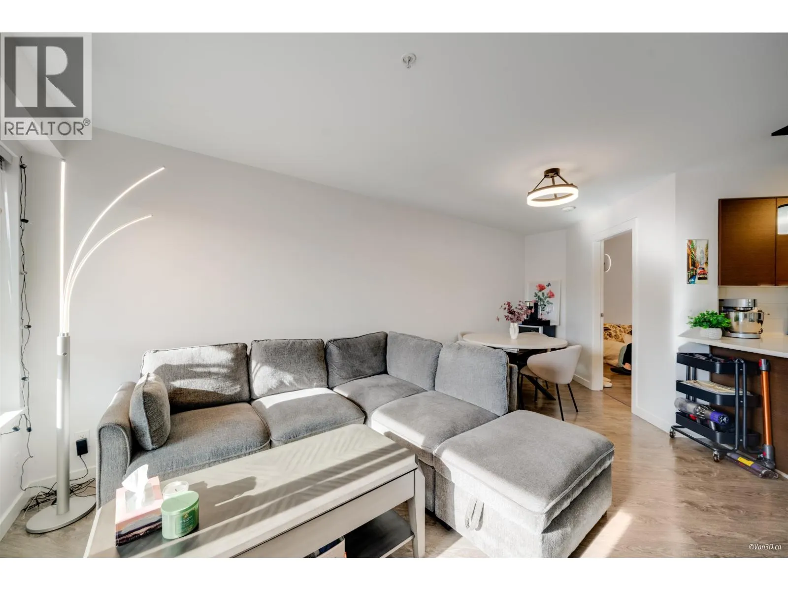 316 12339 STEVESTON HIGHWAY