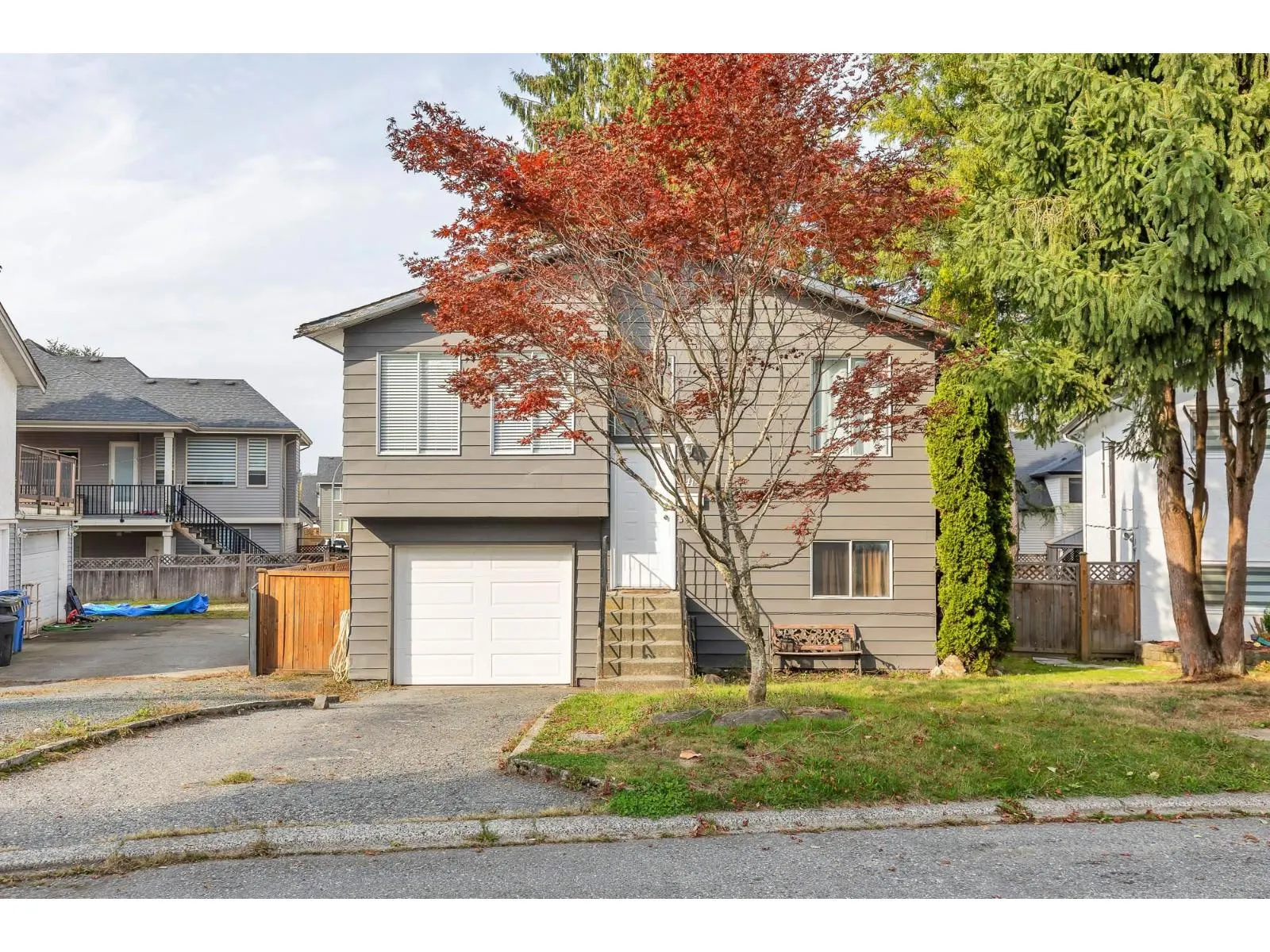 3419 JUNIPER CRESCENT