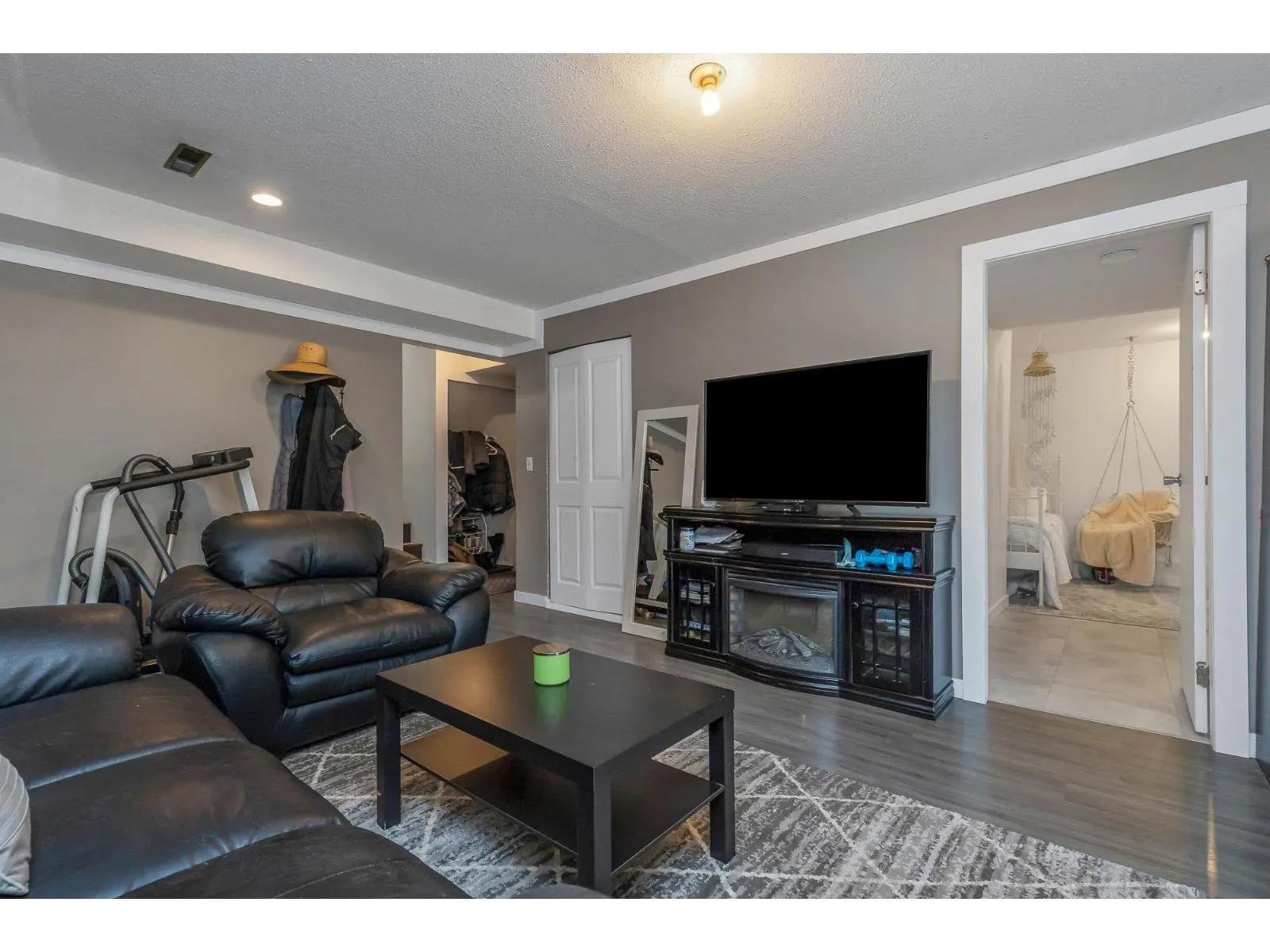 3419 JUNIPER CRESCENT