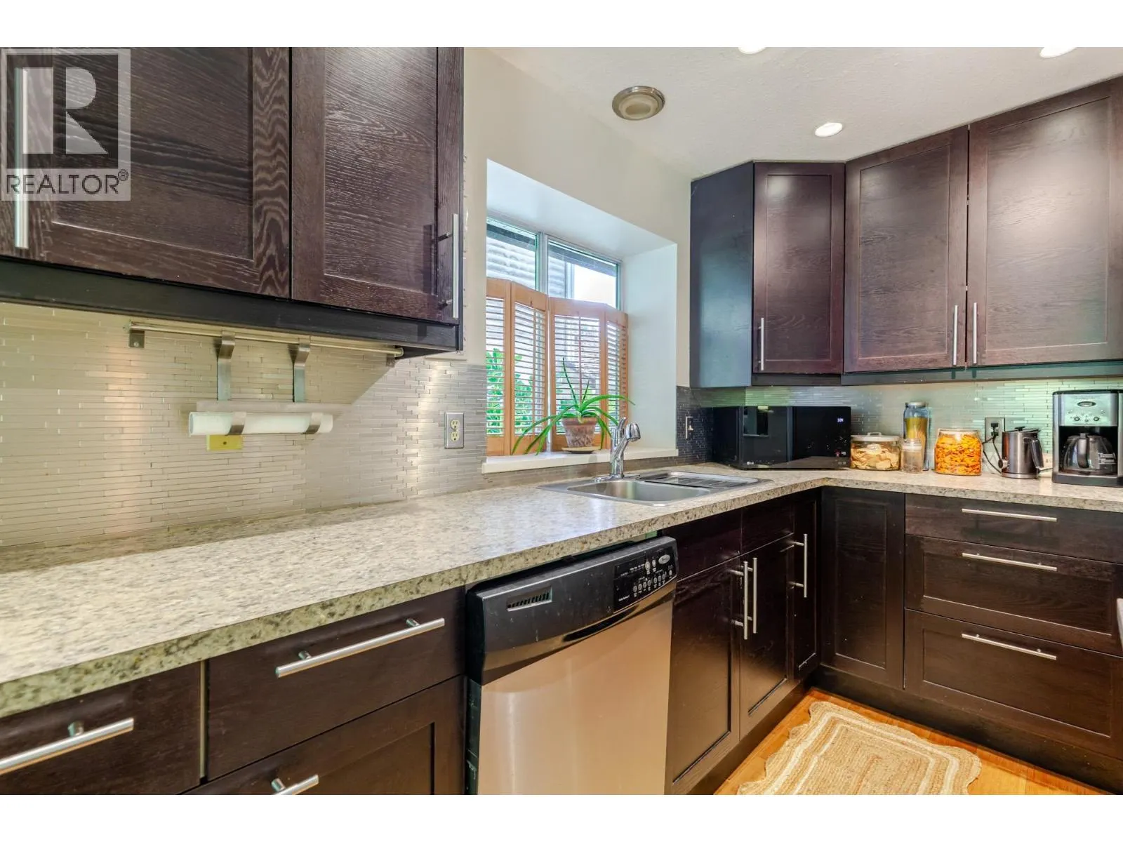 22169 RIVER BEND