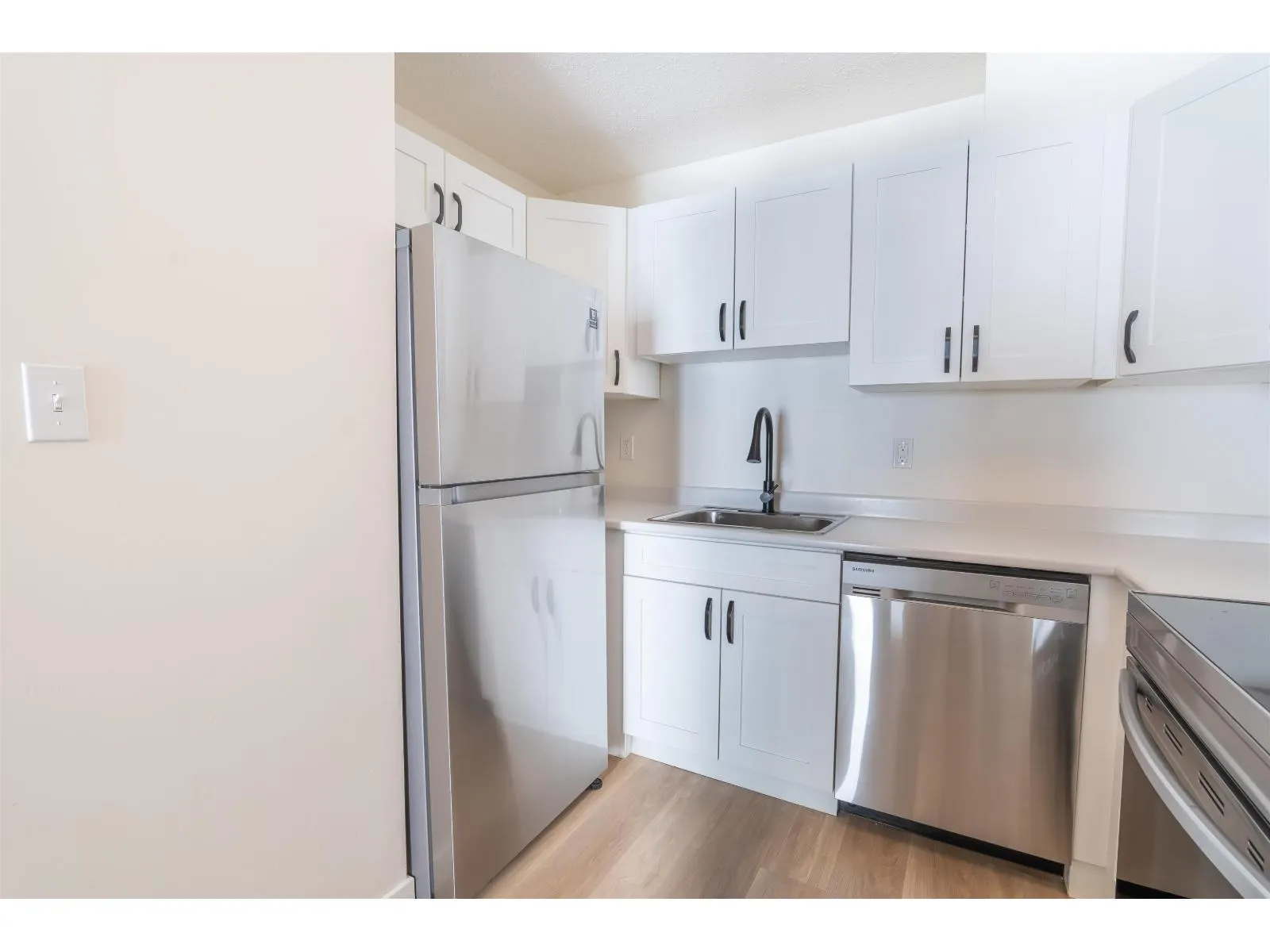 205 45749 SPADINA AVENUE|Chilliwack Downtown