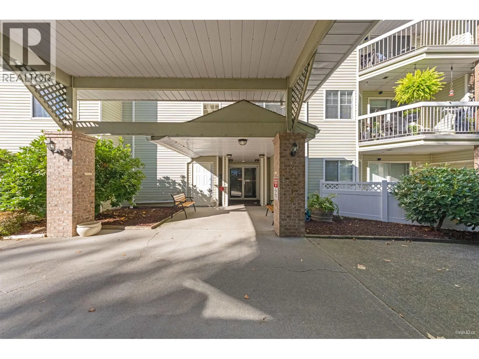 301 22514 116 AVENUE