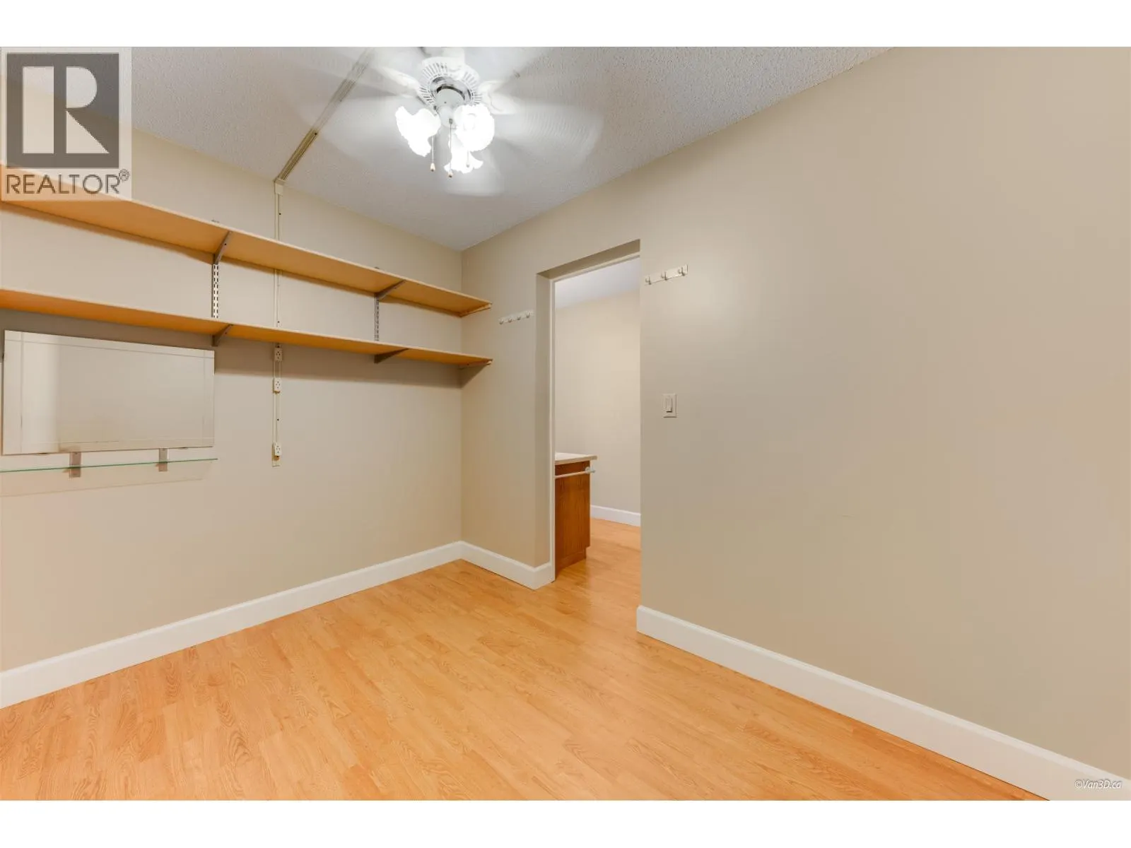 301 22514 116 AVENUE
