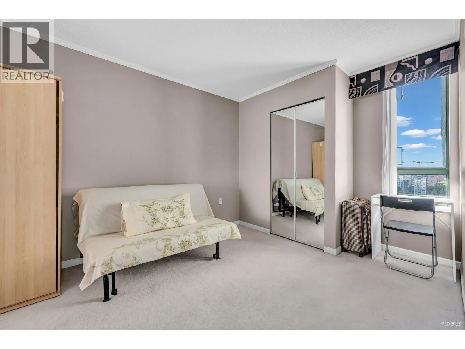 1802 7380 ELMBRIDGE WAY