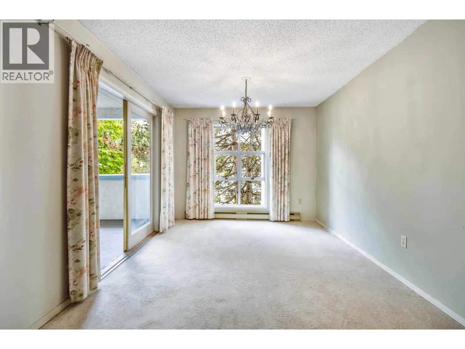 204 7540 MINORU BOULEVARD