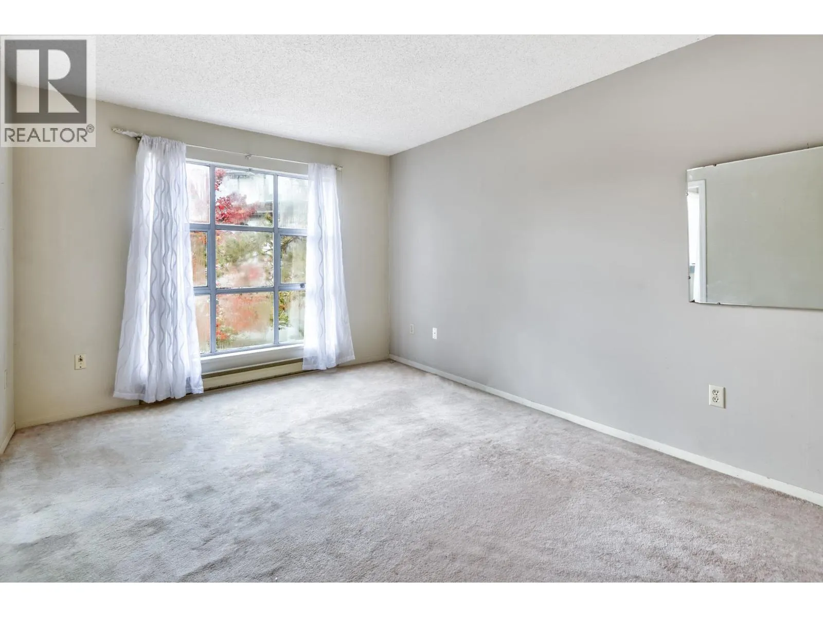 204 7540 MINORU BOULEVARD