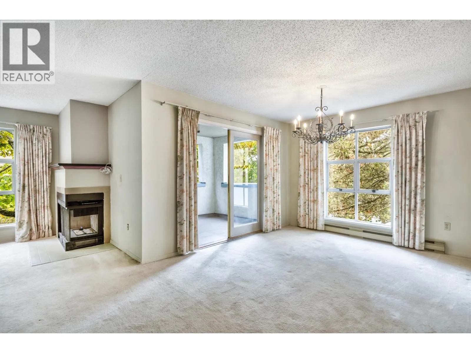 204 7540 MINORU BOULEVARD