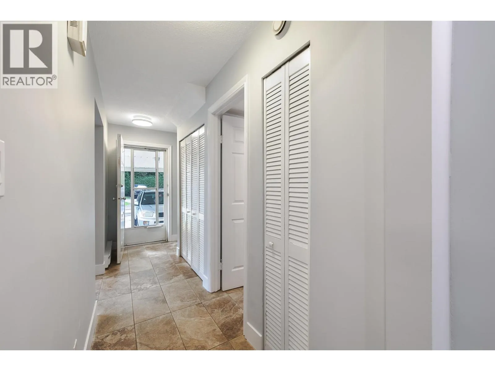41 2986 COAST MERIDIAN ROAD