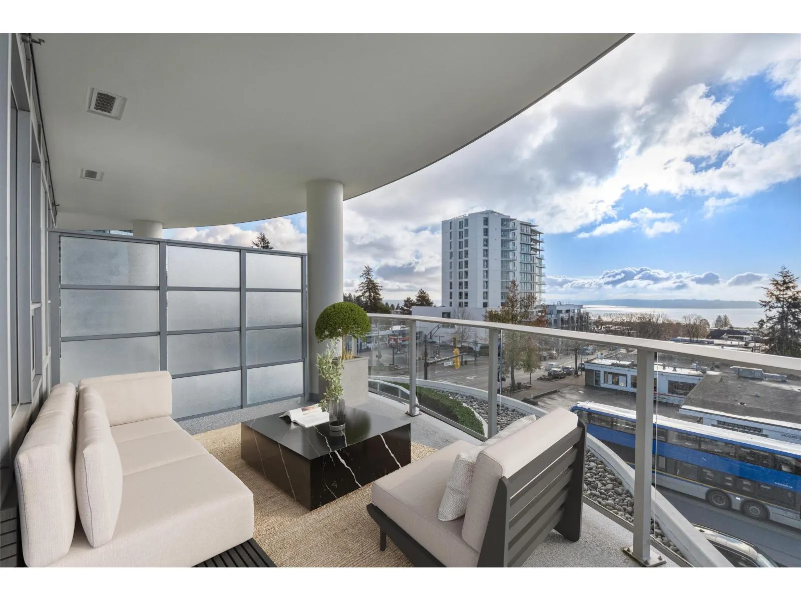 408 1441 JOHNSTON ROAD