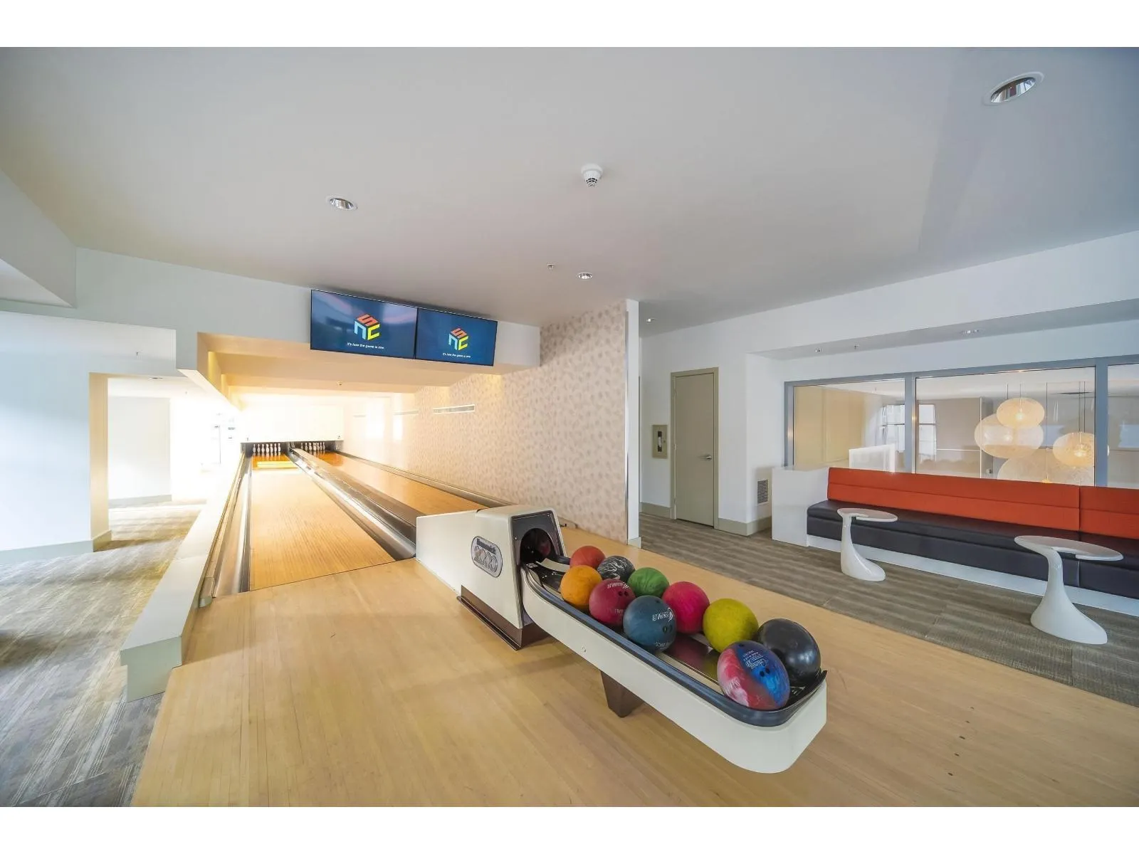 610 13688 100TH AVENUE