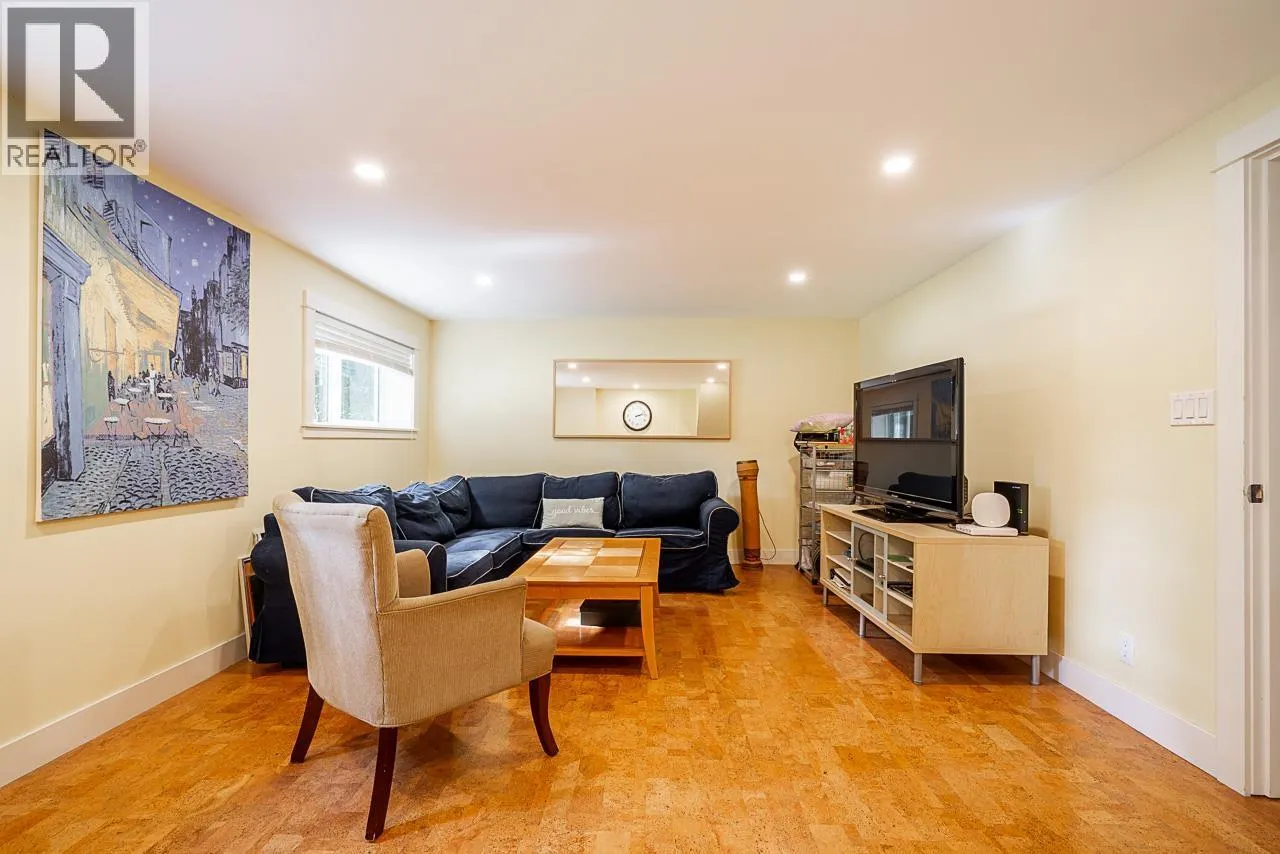 5015 CHEHALIS DRIVE