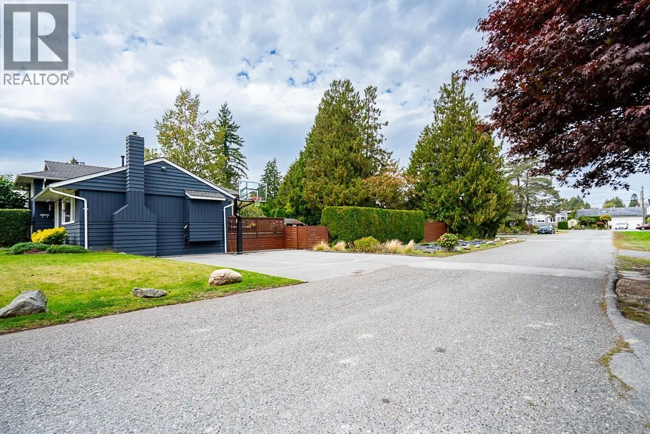 5015 CHEHALIS DRIVE