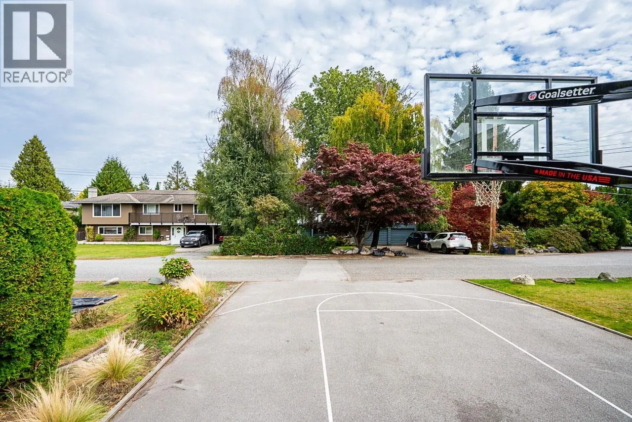 5015 CHEHALIS DRIVE