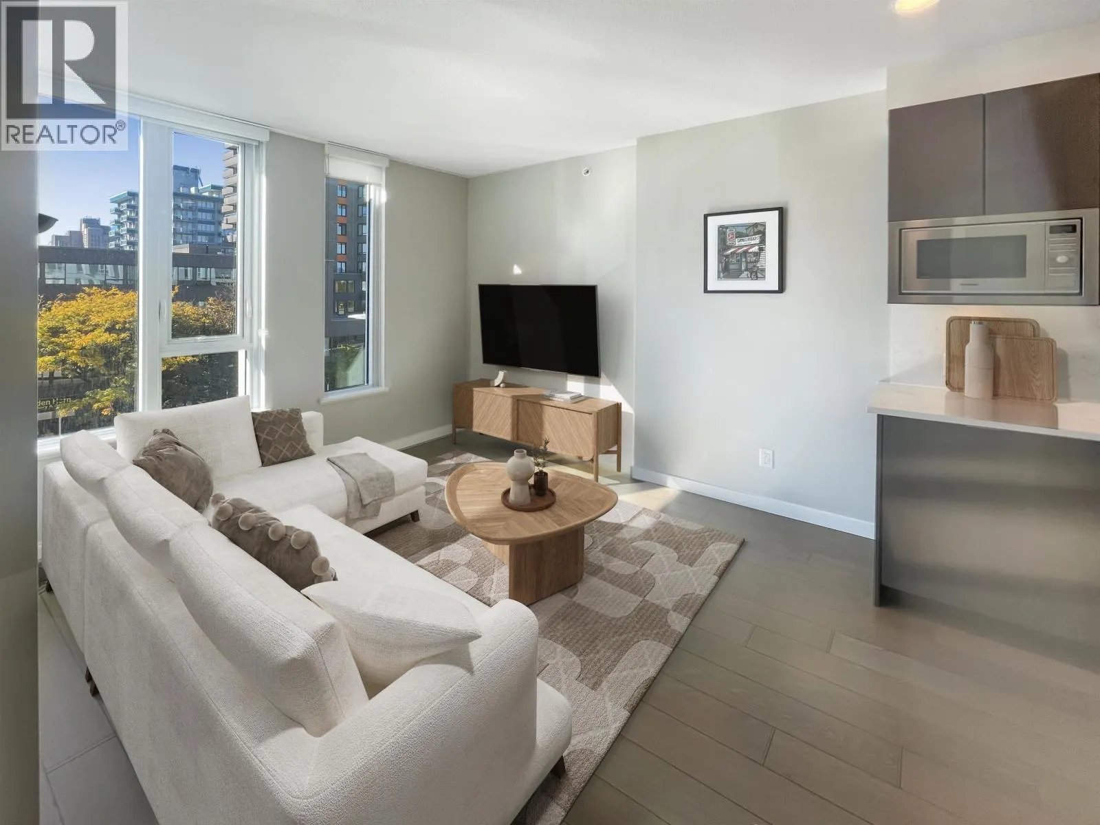 309 2888 CAMBIE STREET