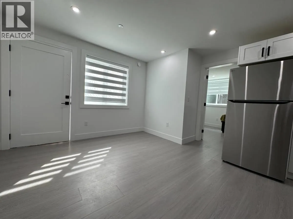 Suite 21186 WICKLUND AVE