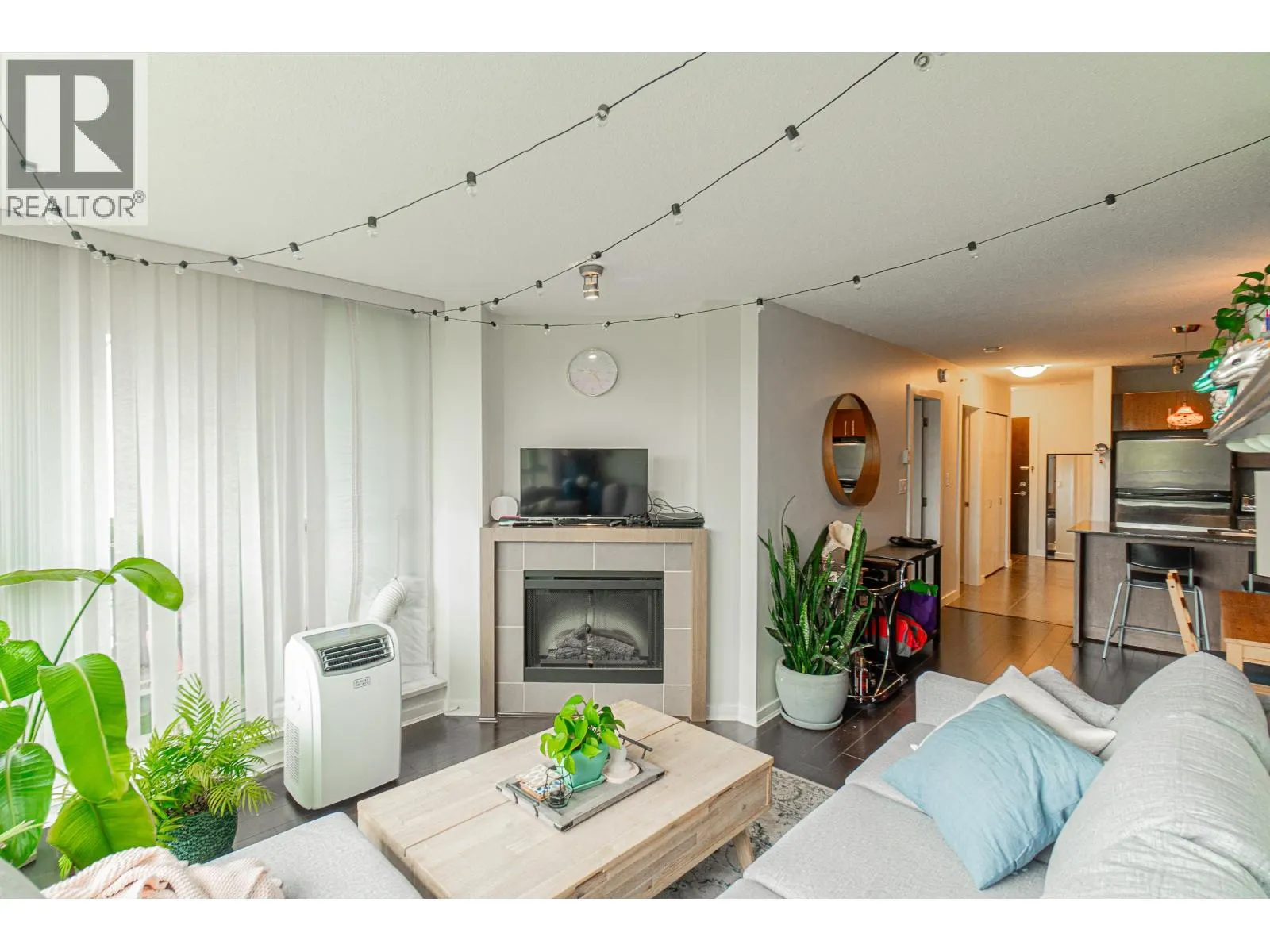 1205 4888 BRENTWOOD DRIVE