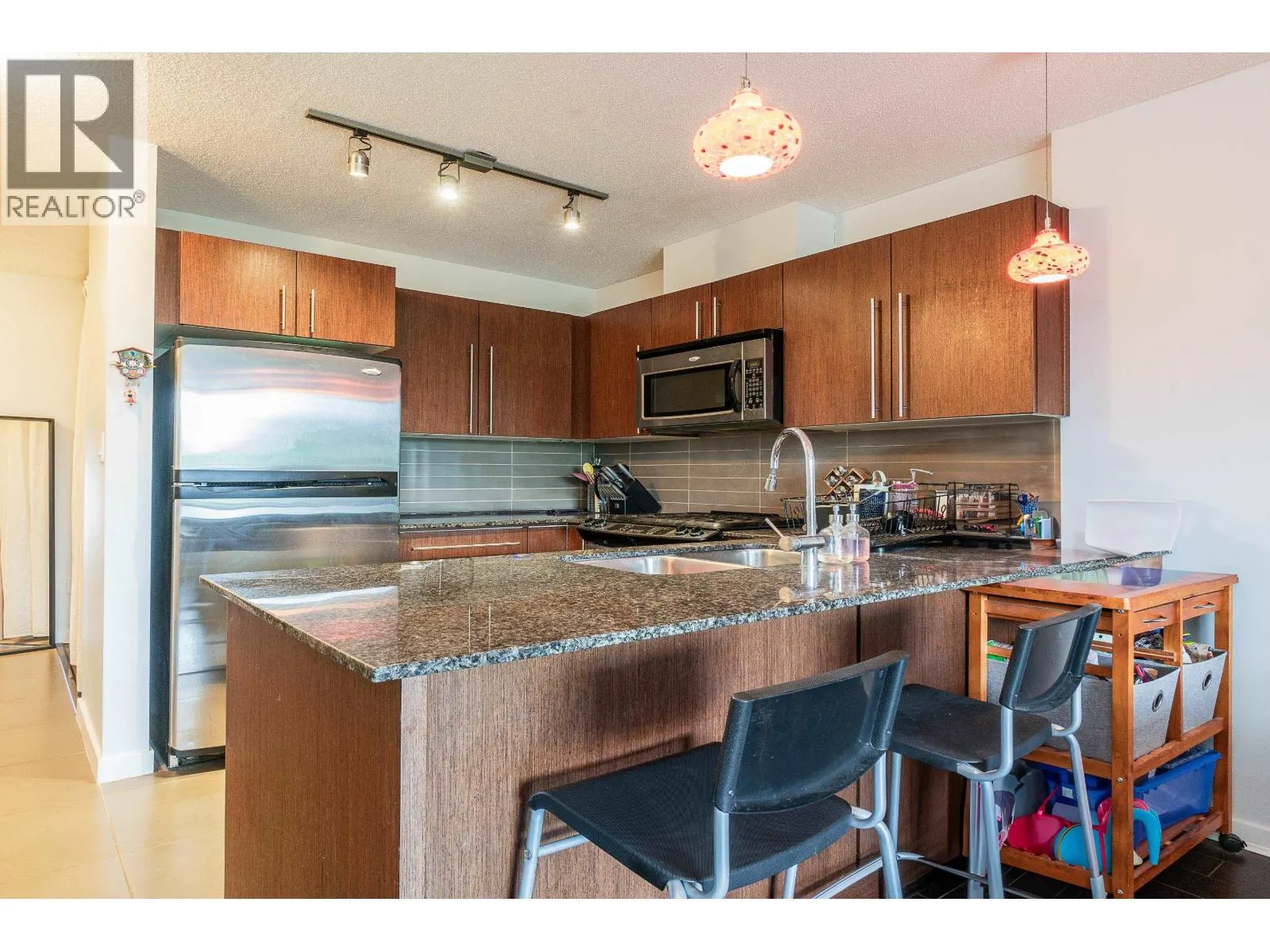 1205 4888 BRENTWOOD DRIVE
