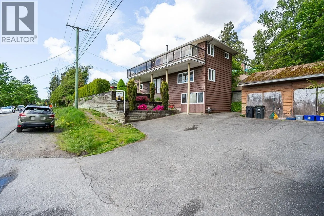 4871 MARINE DRIVE