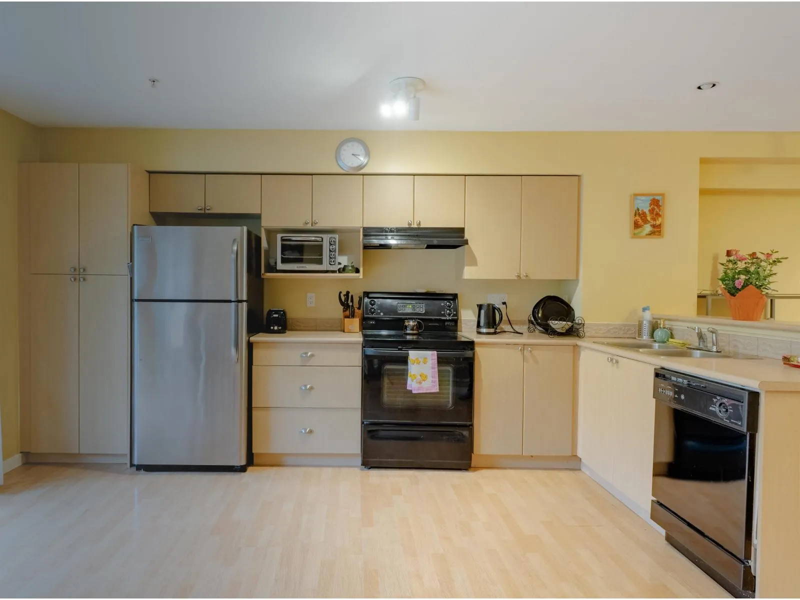 84 12711 64 AVENUE