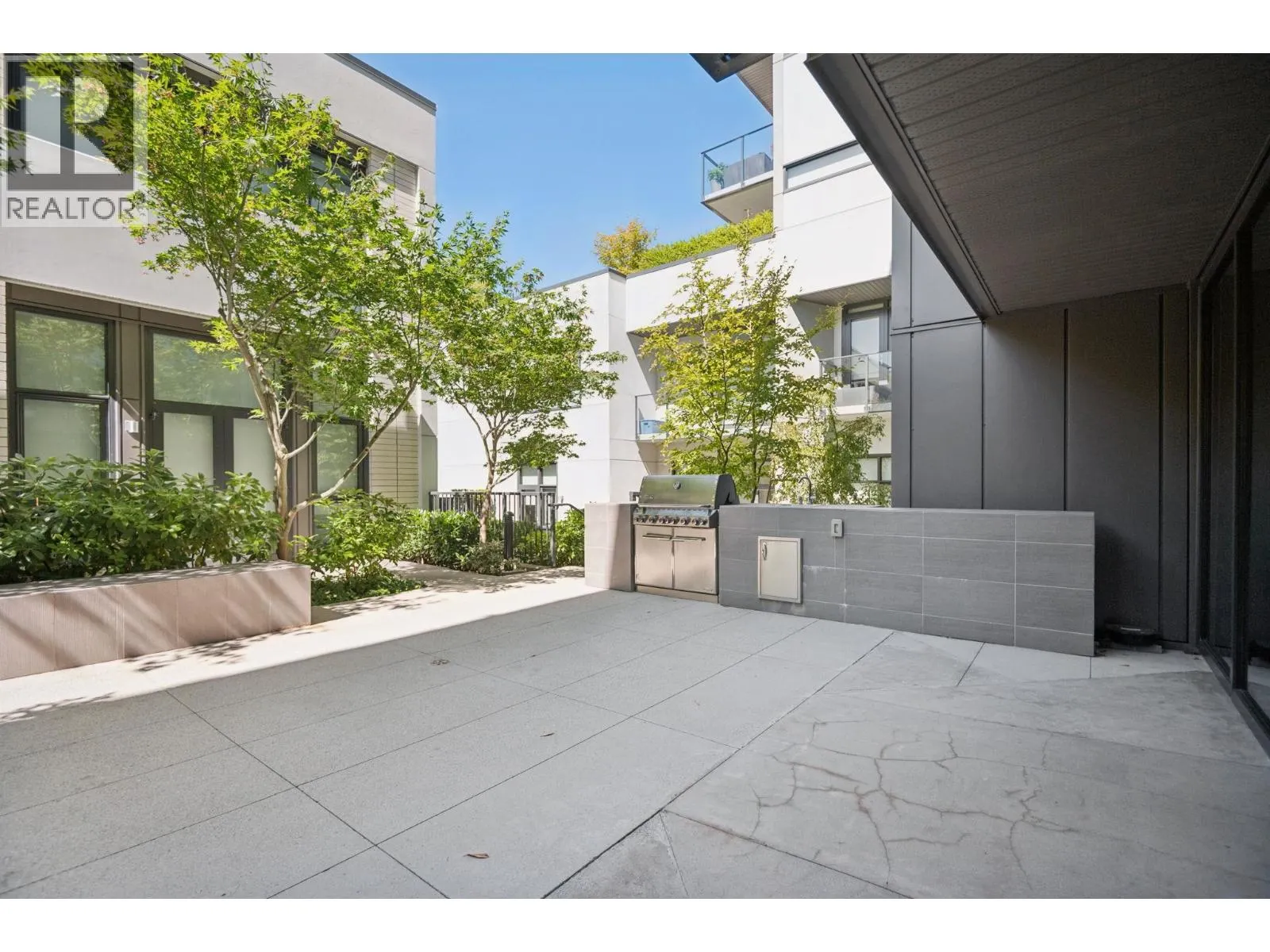 510 4427 CAMBIE STREET
