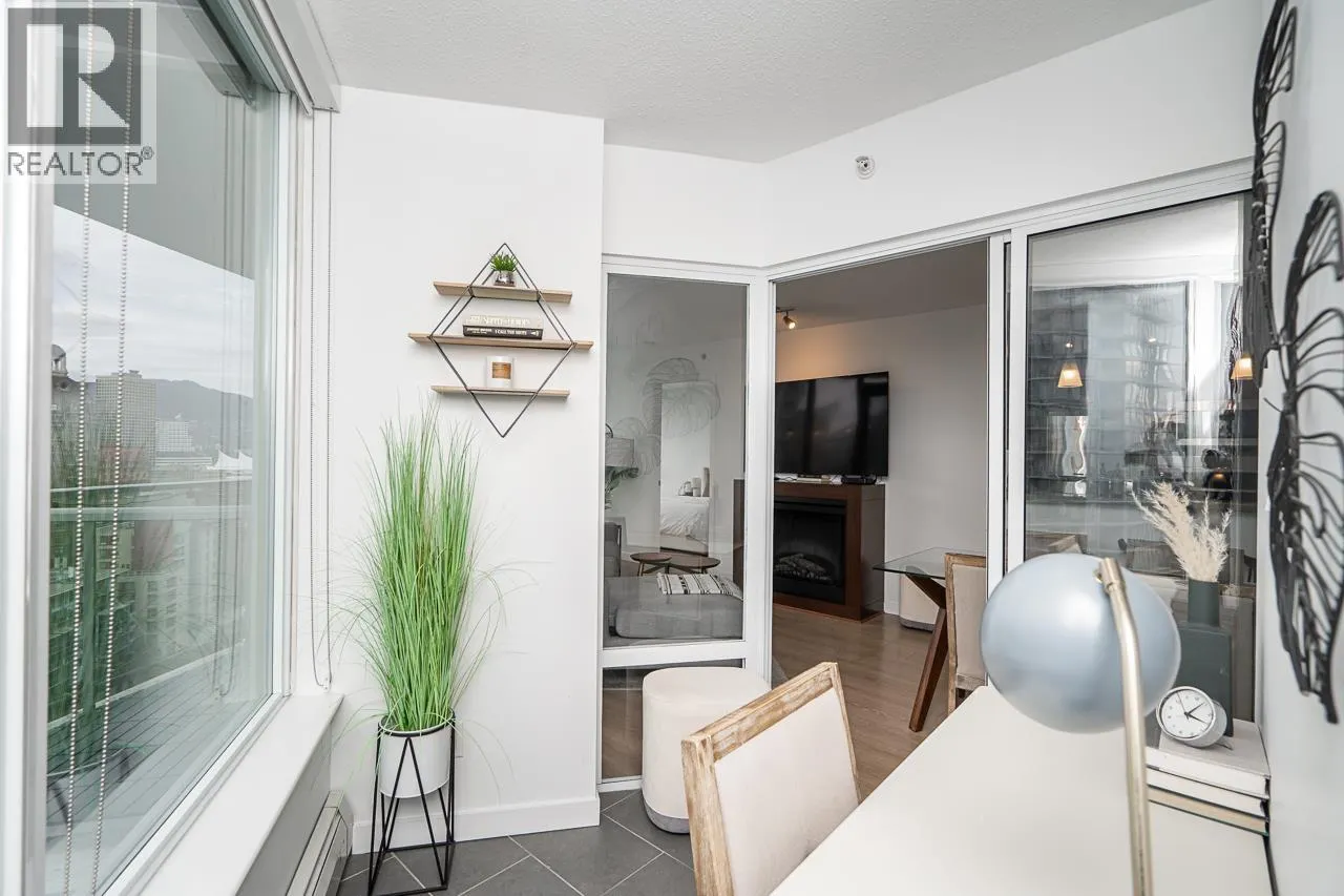 2303 58 KEEFER PLACE
