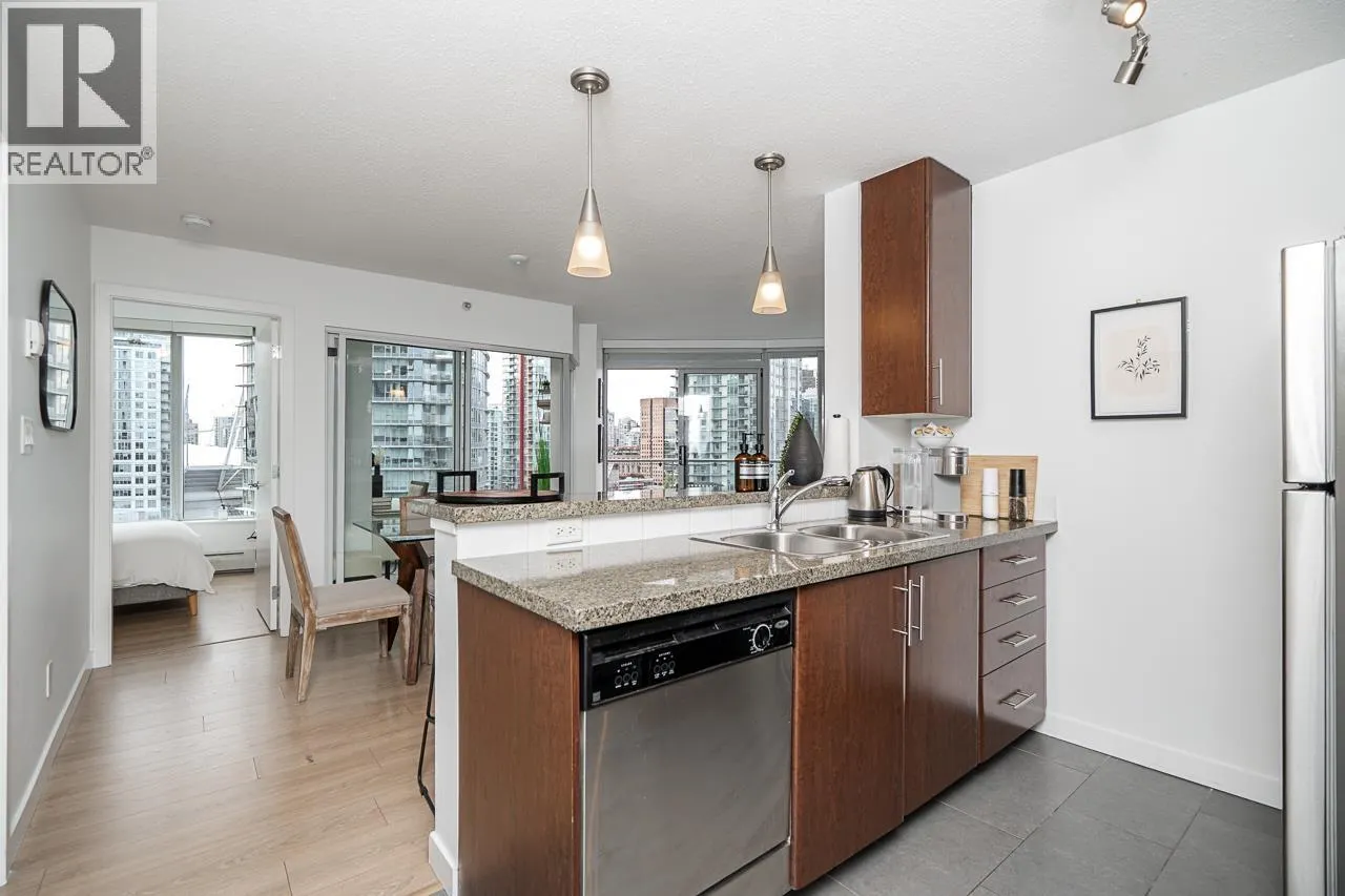 2303 58 KEEFER PLACE