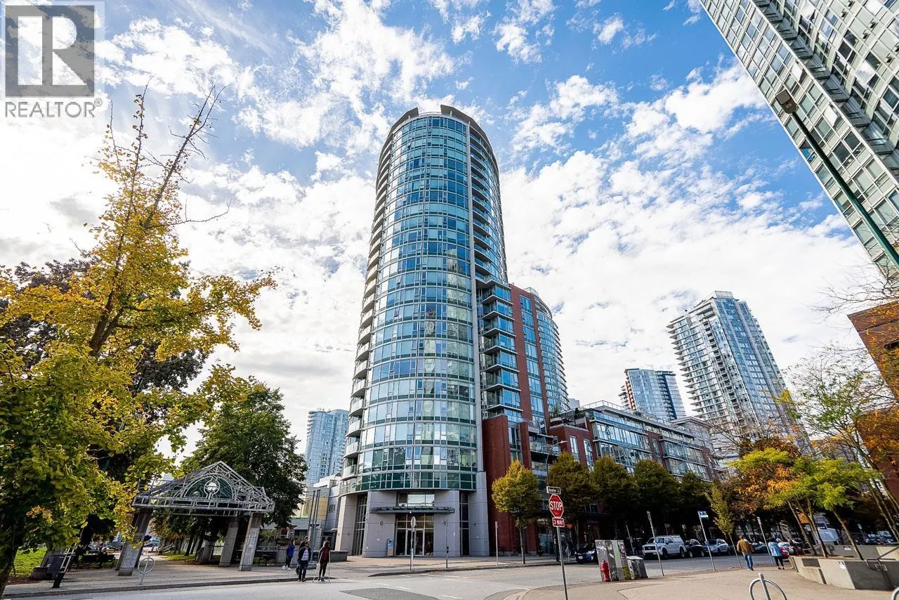 2303 58 KEEFER PLACE