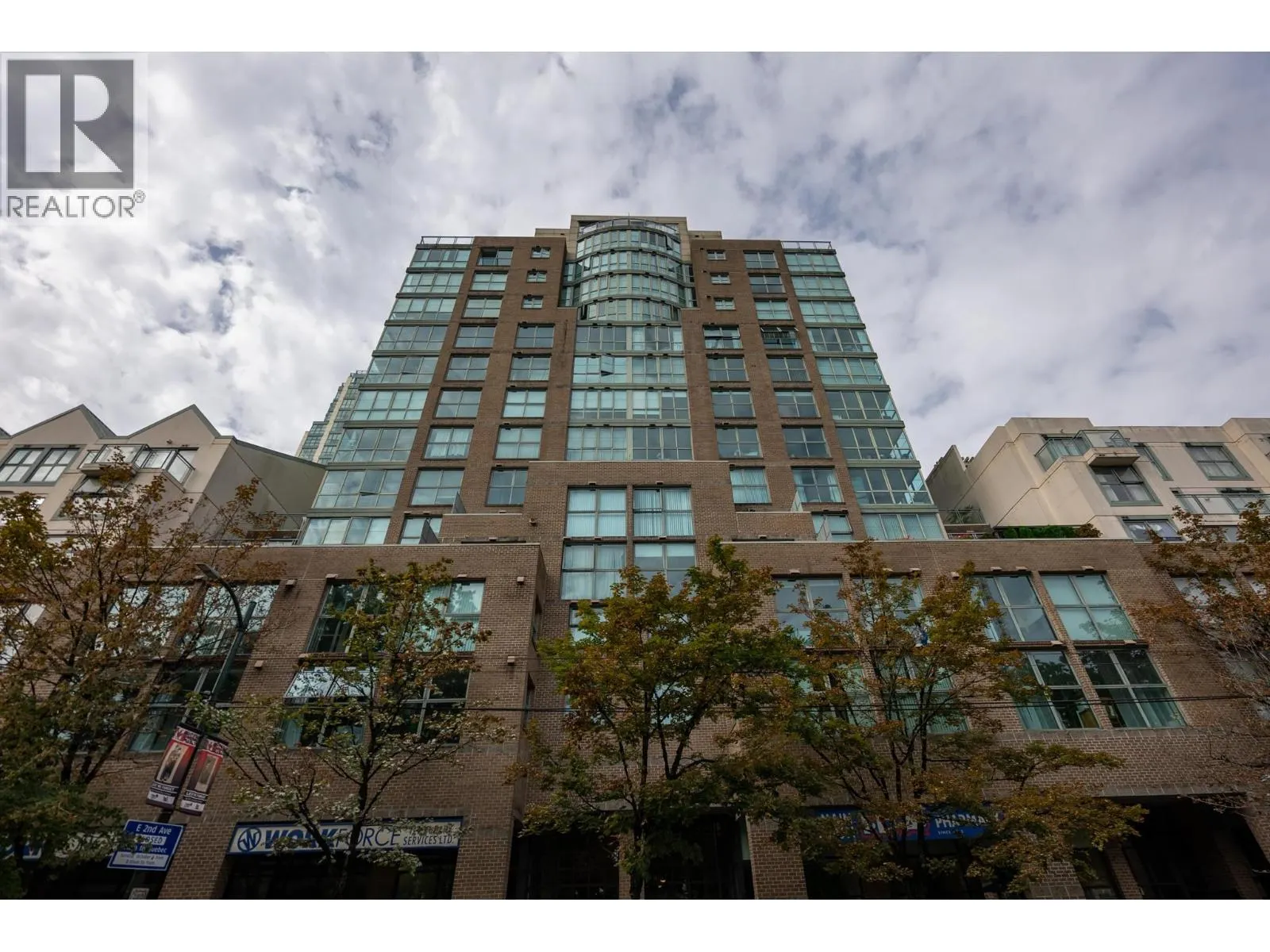 301 1159 MAIN STREET