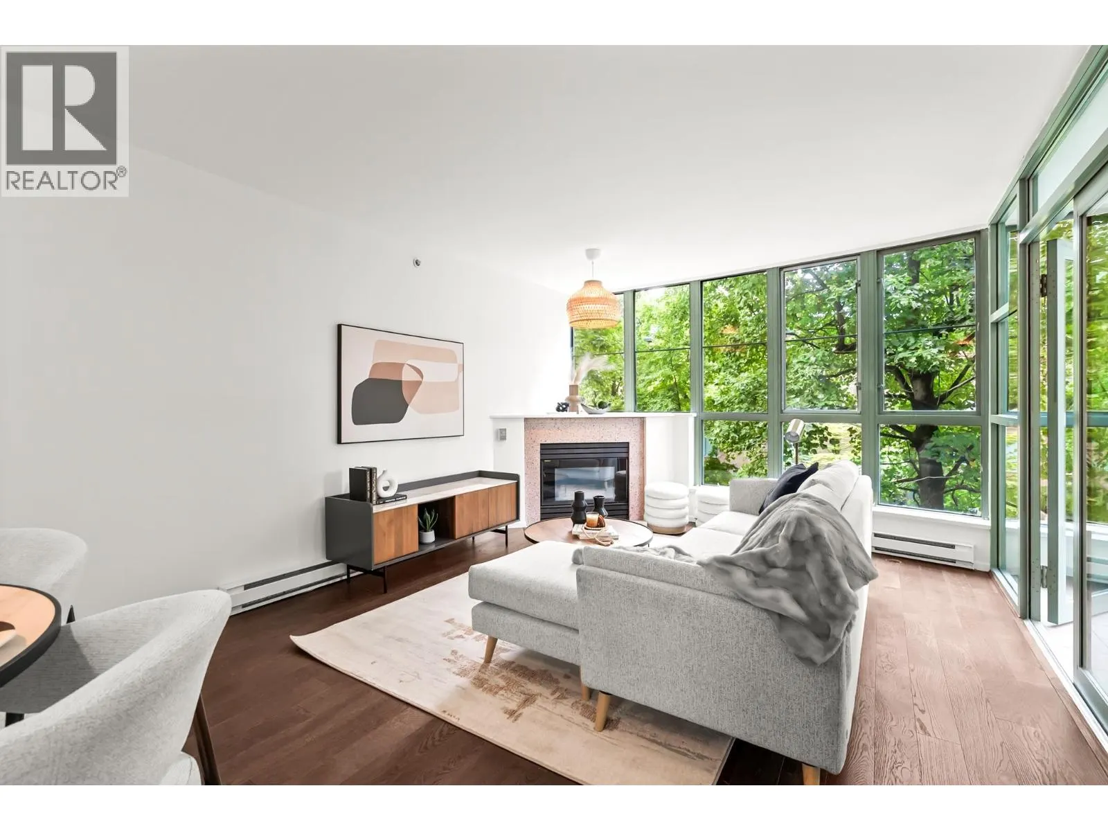 301 1159 MAIN STREET