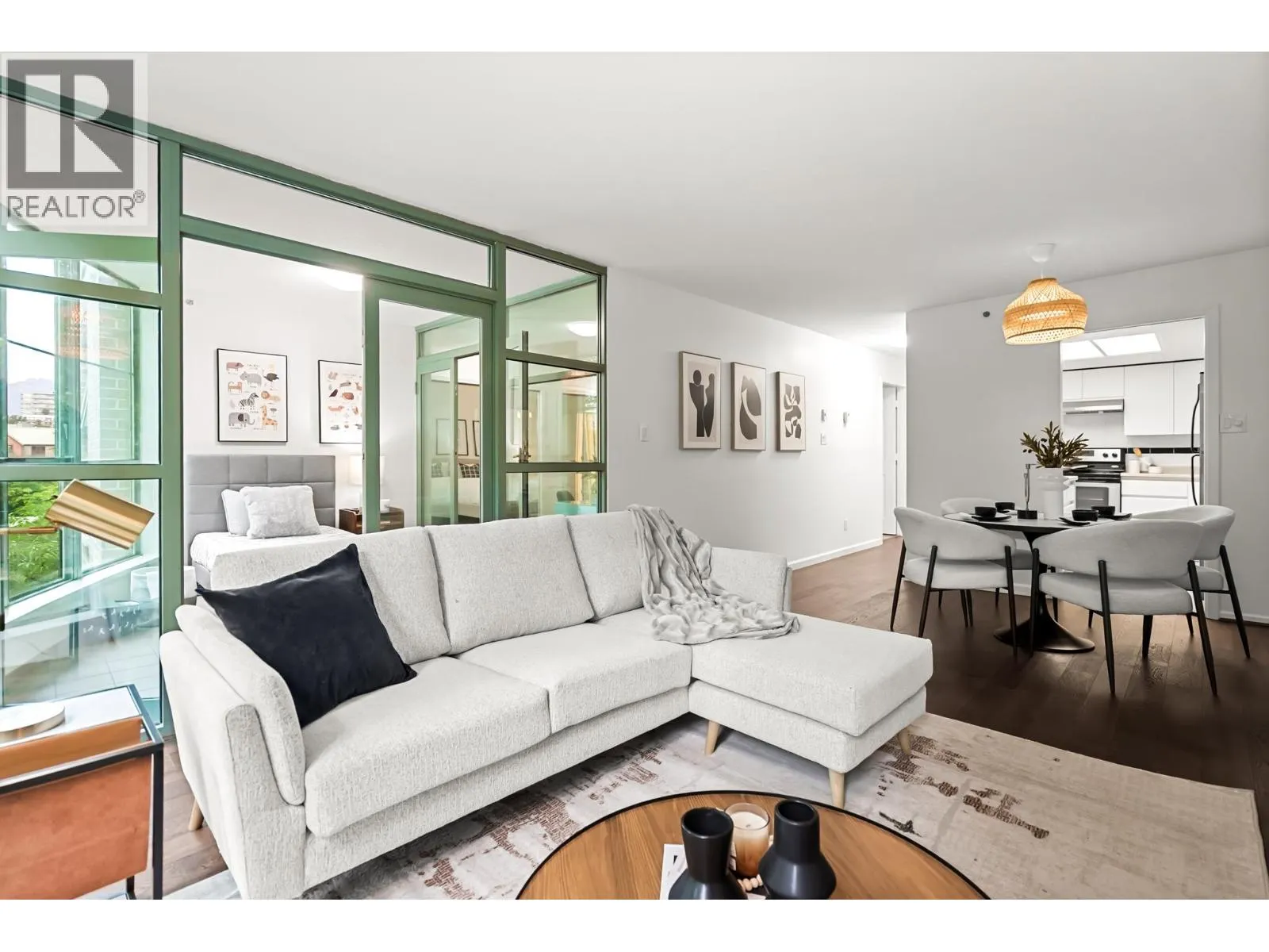 301 1159 MAIN STREET