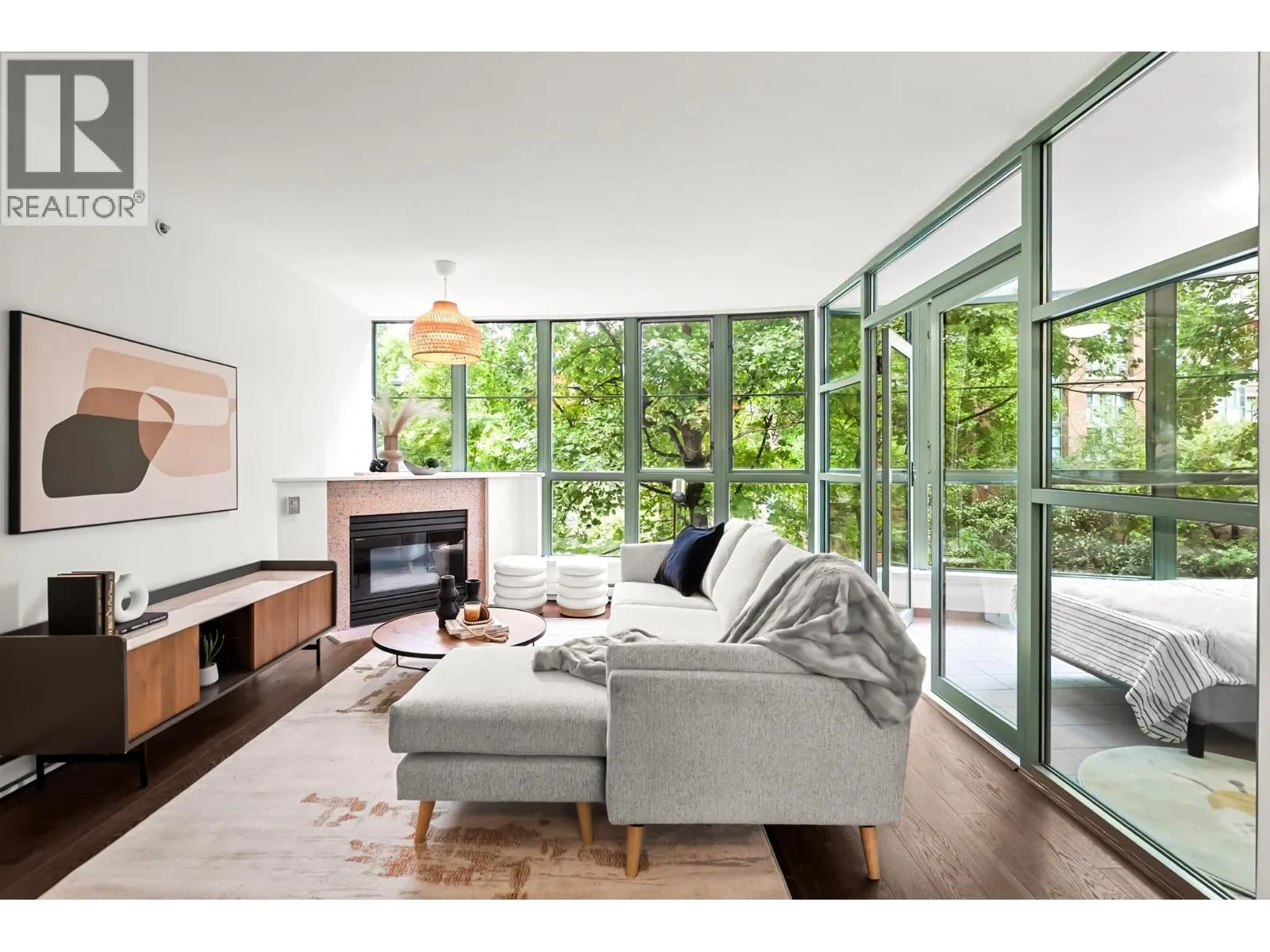 301 1159 MAIN STREET