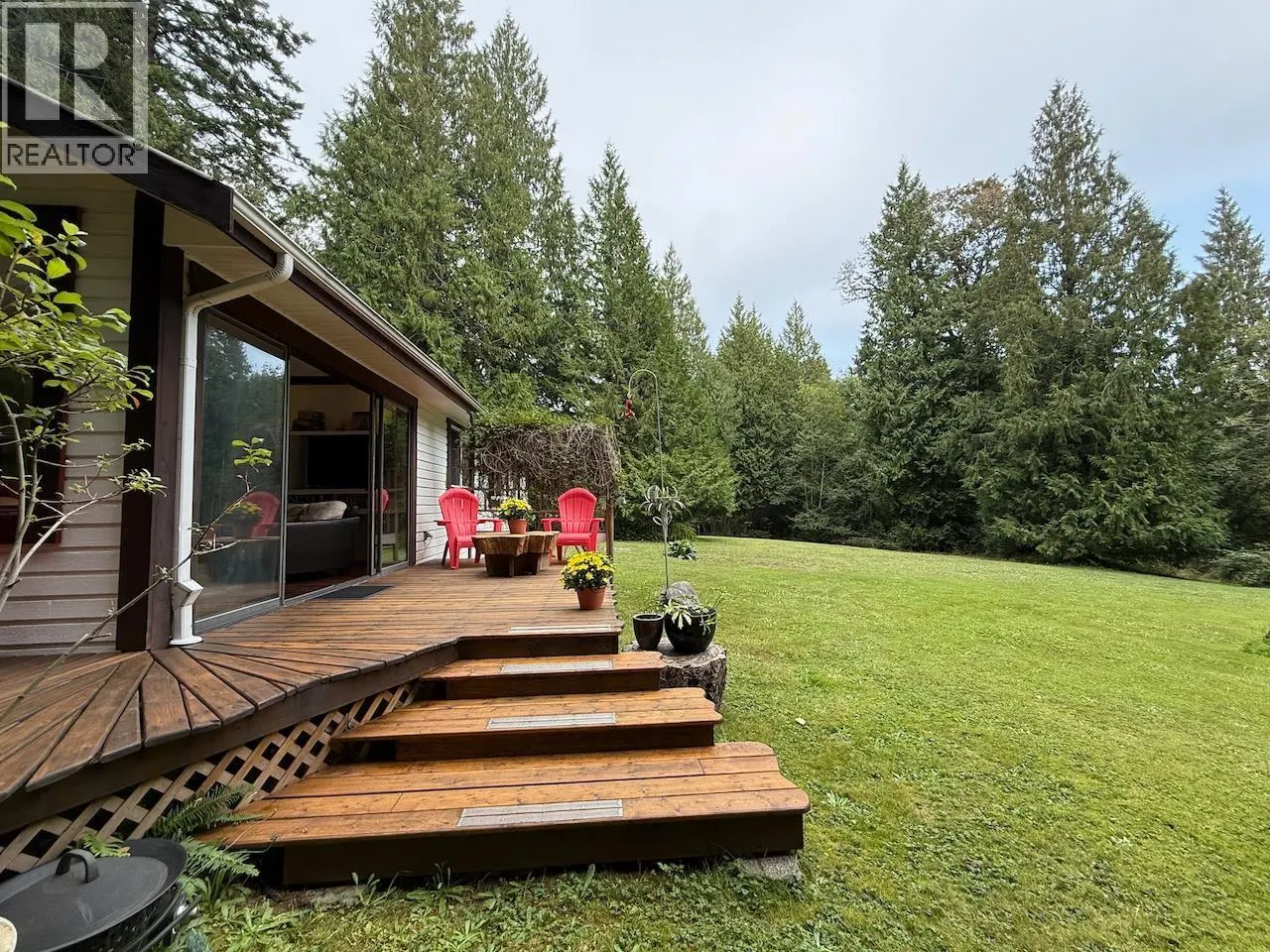 6121 GOLF COURSE ROAD