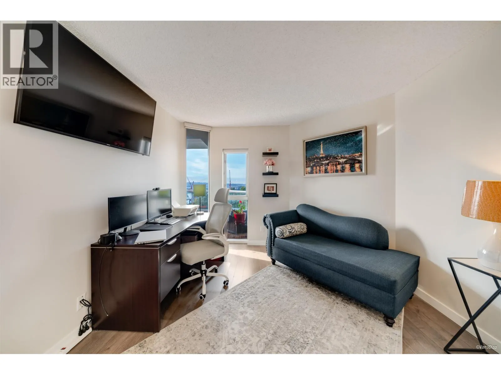 1606 69 JAMIESON COURT