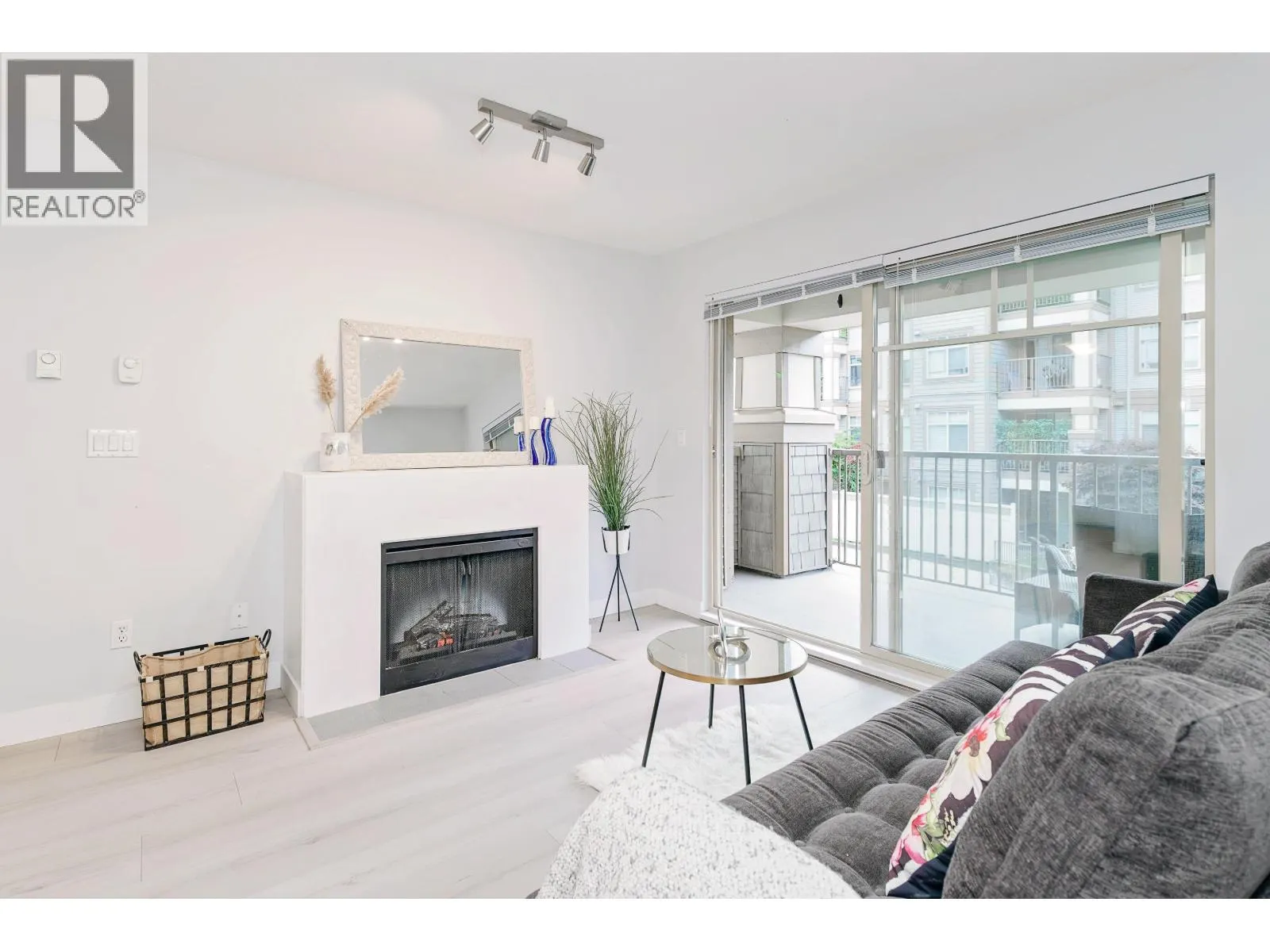 208 12248 224 STREET