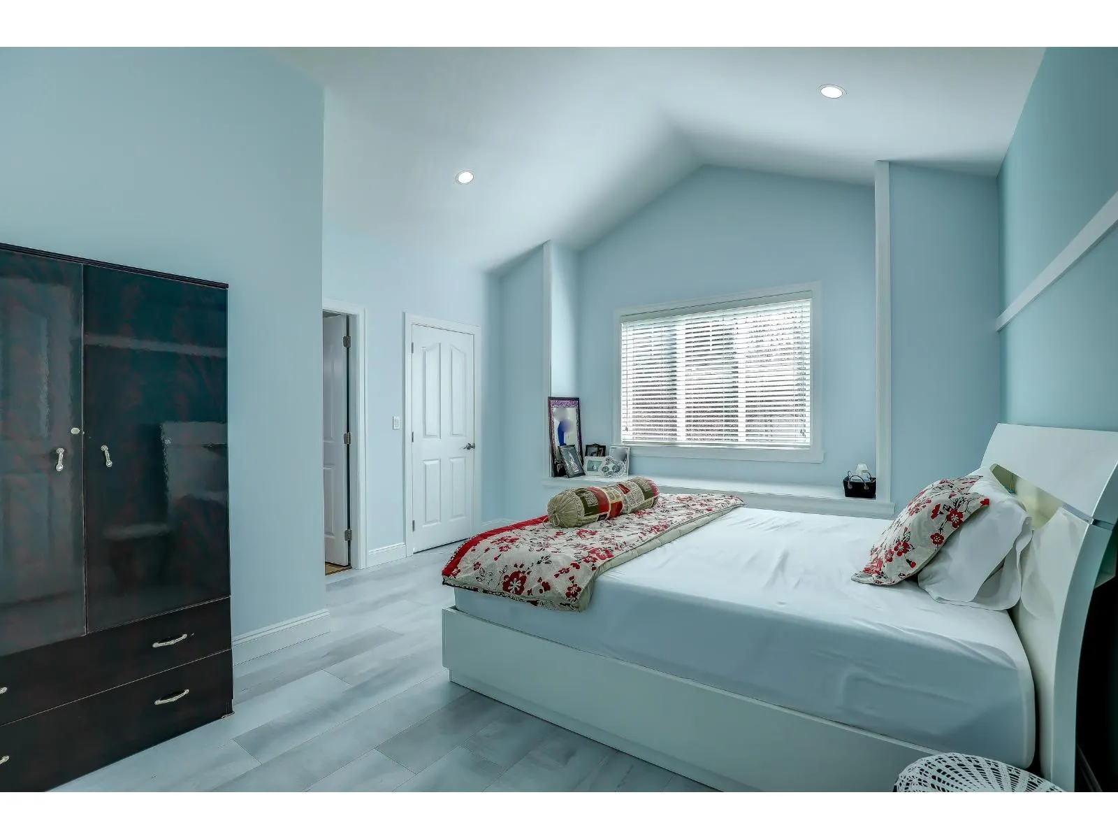 10301 155A STREET