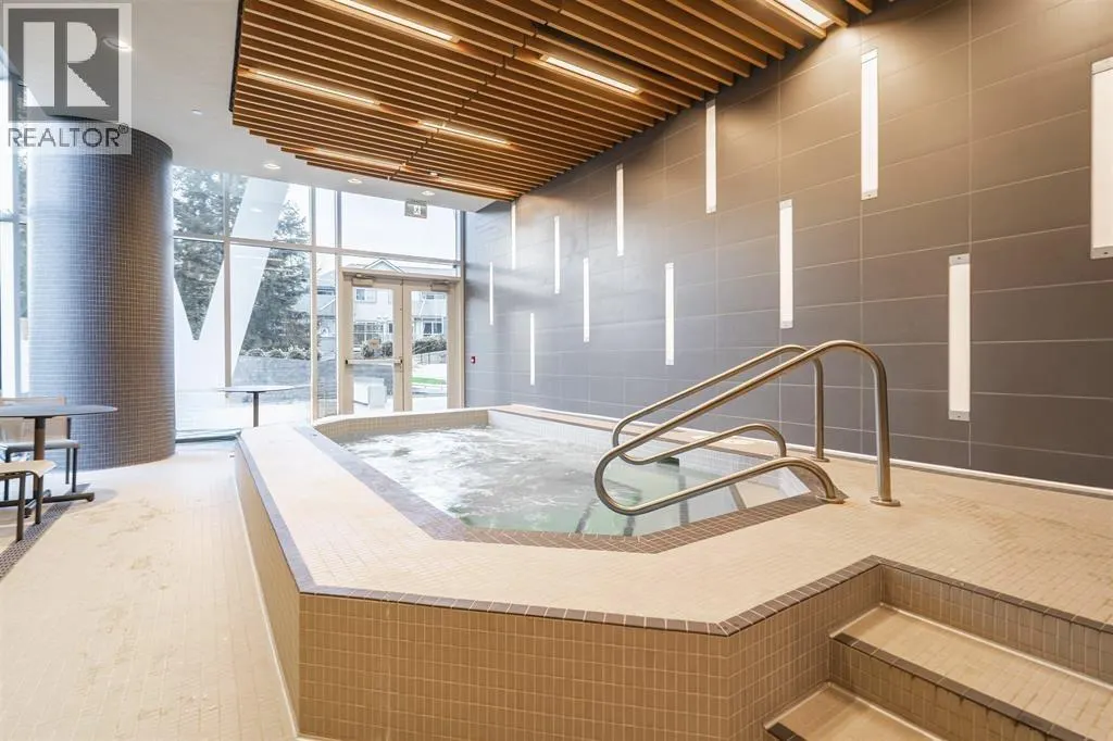 2207 200 KLAHANIE COURT