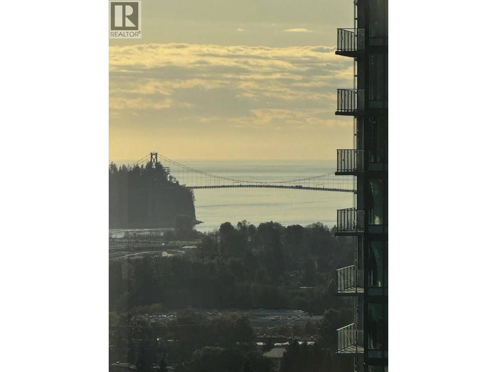 1304 1515 EASTERN AVENUE