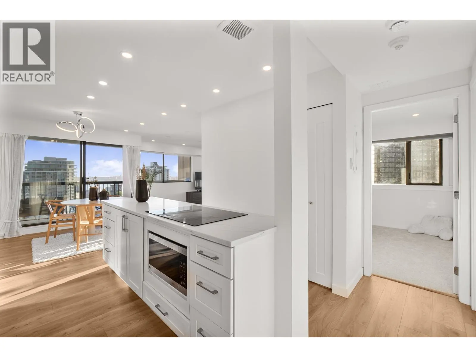 1304 1515 EASTERN AVENUE