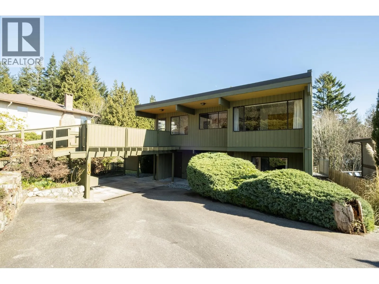 670 FAIRMONT ROAD