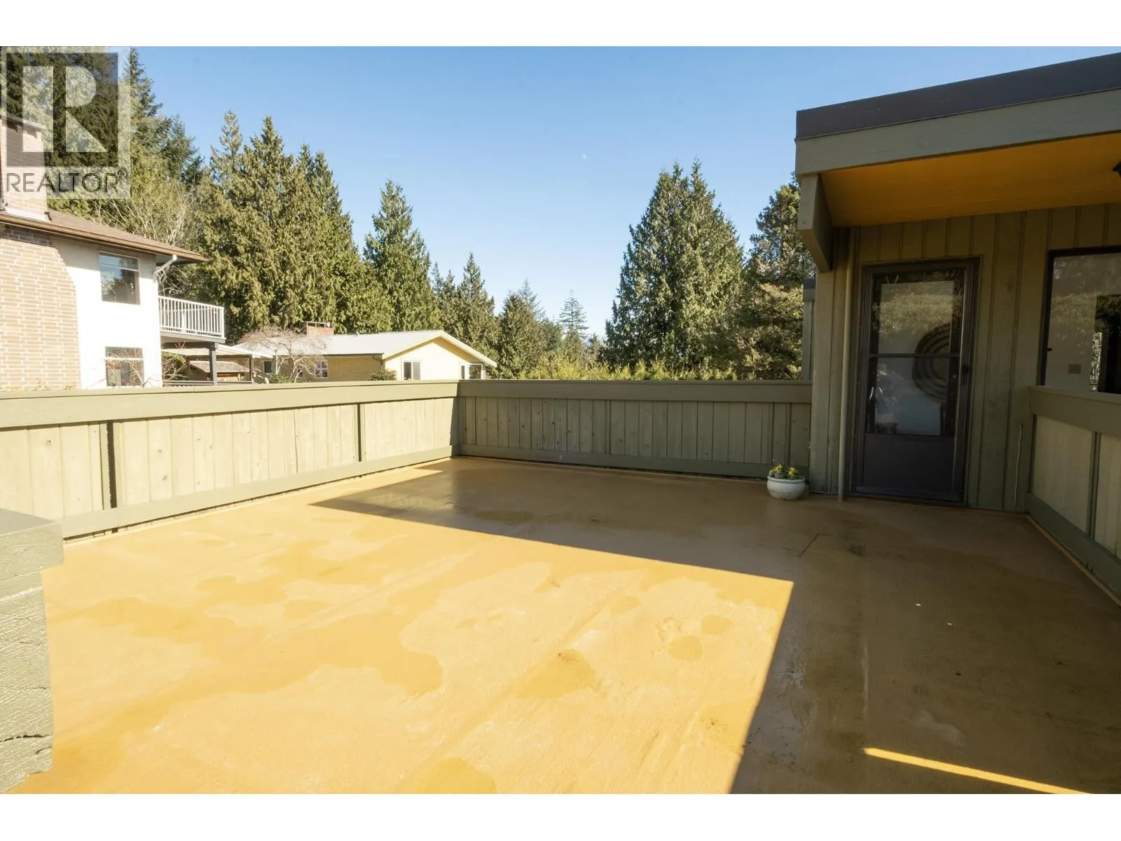 670 FAIRMONT ROAD