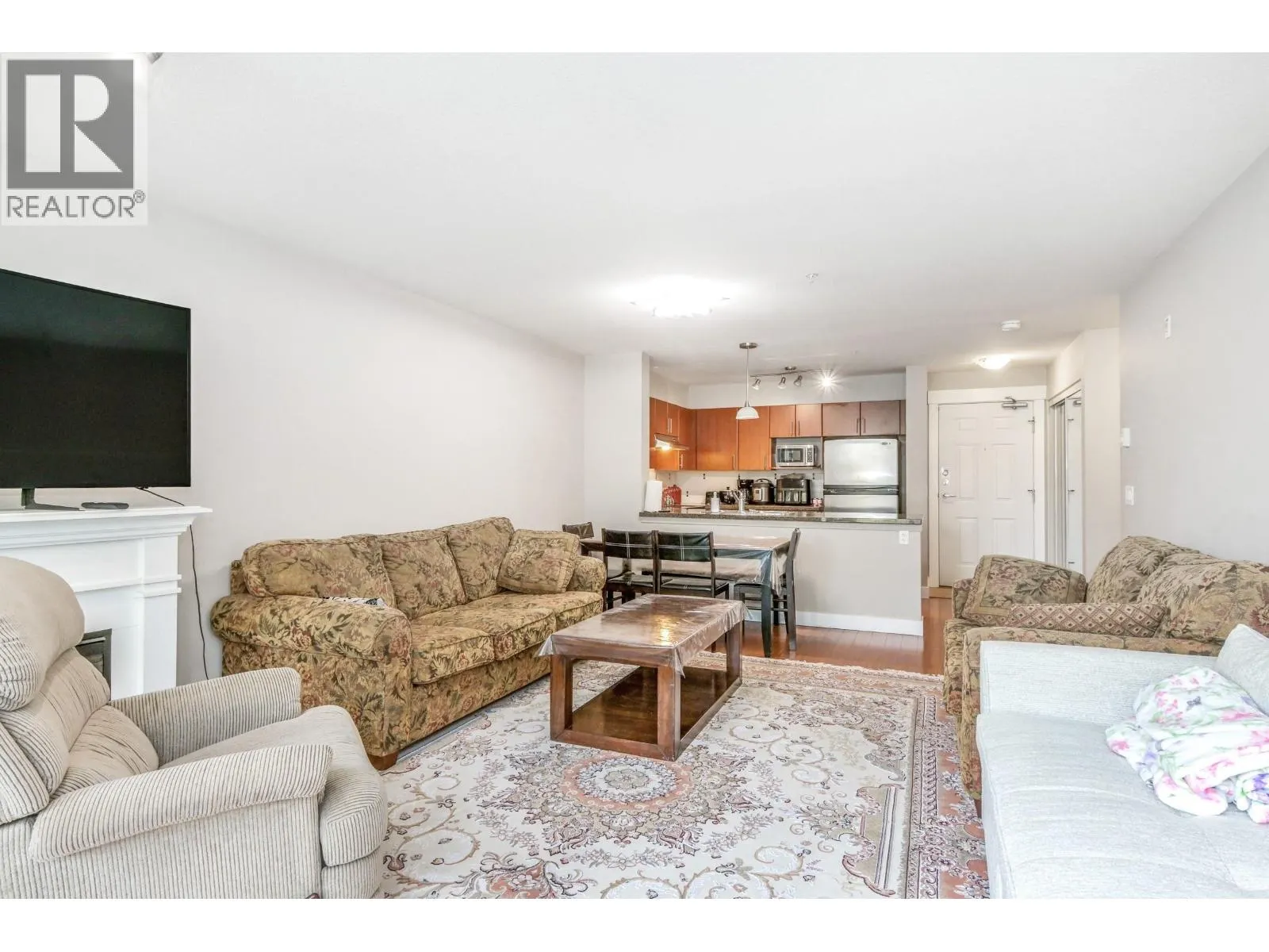 228 12085 228 STREET