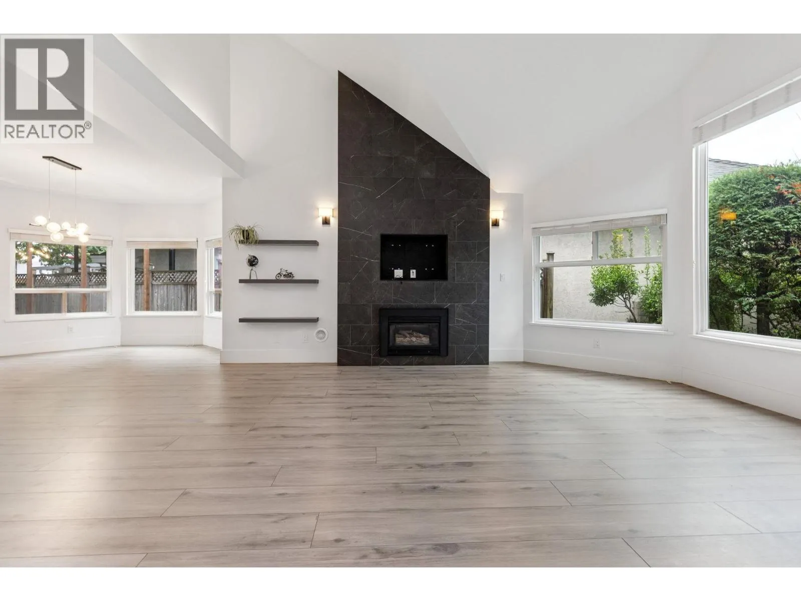 3800 KILBY COURT