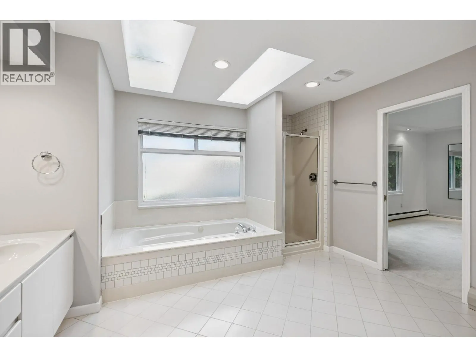 3800 KILBY COURT
