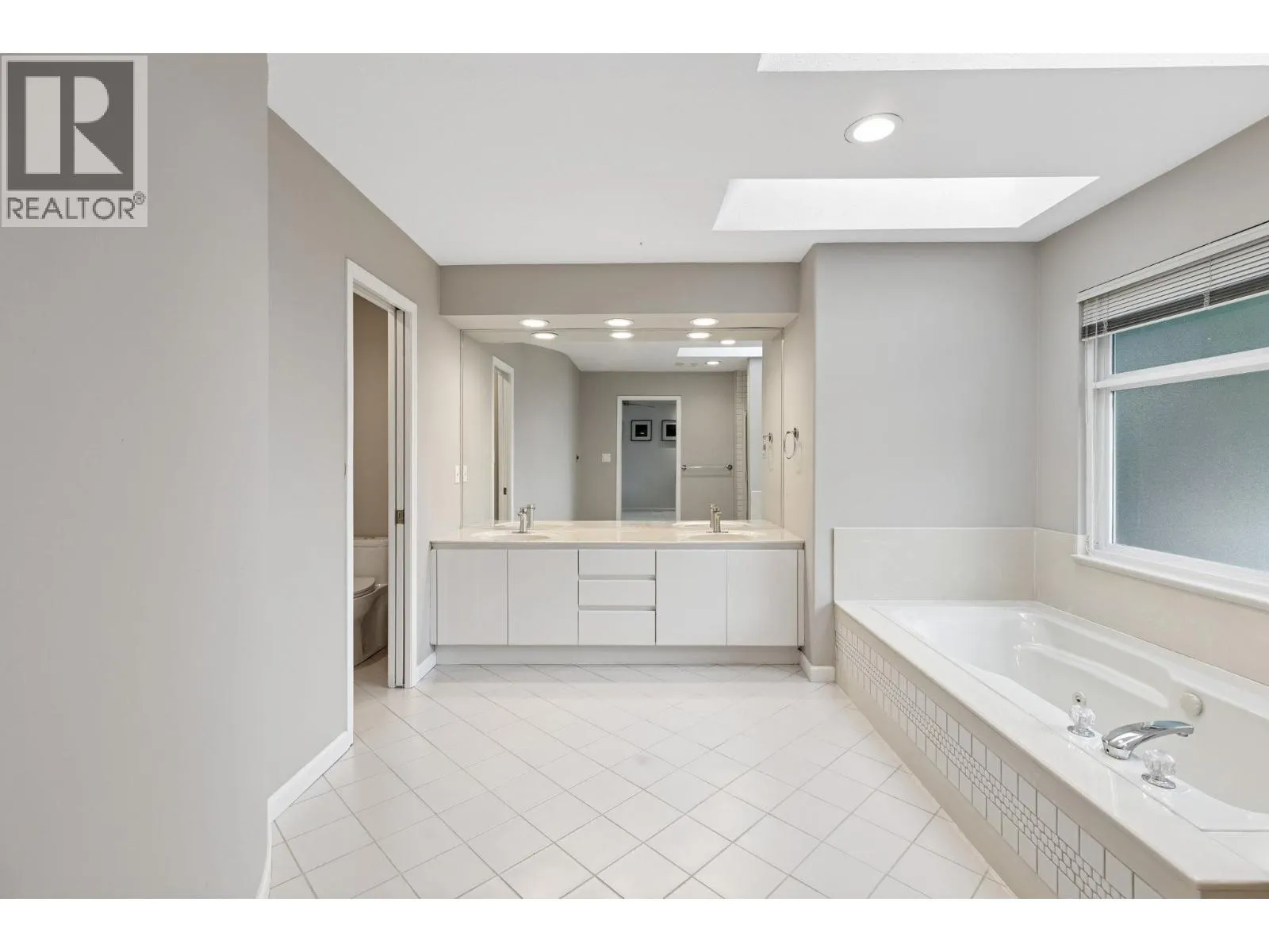 3800 KILBY COURT