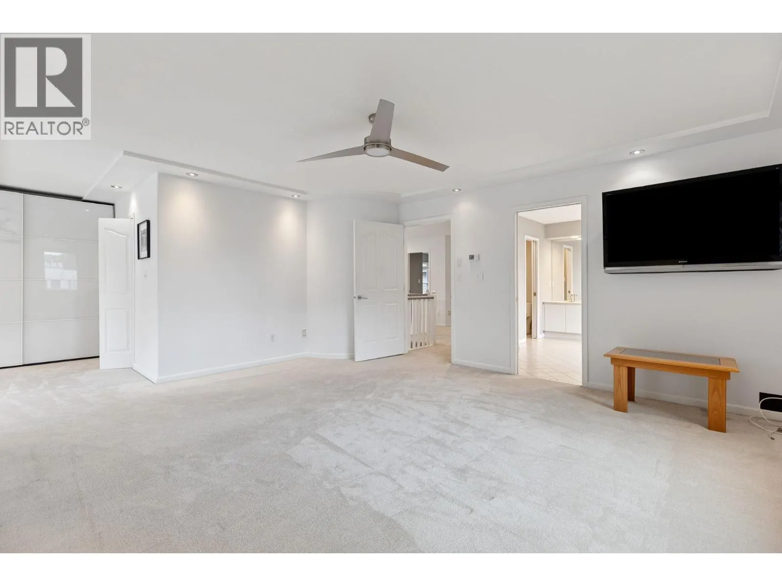 3800 KILBY COURT