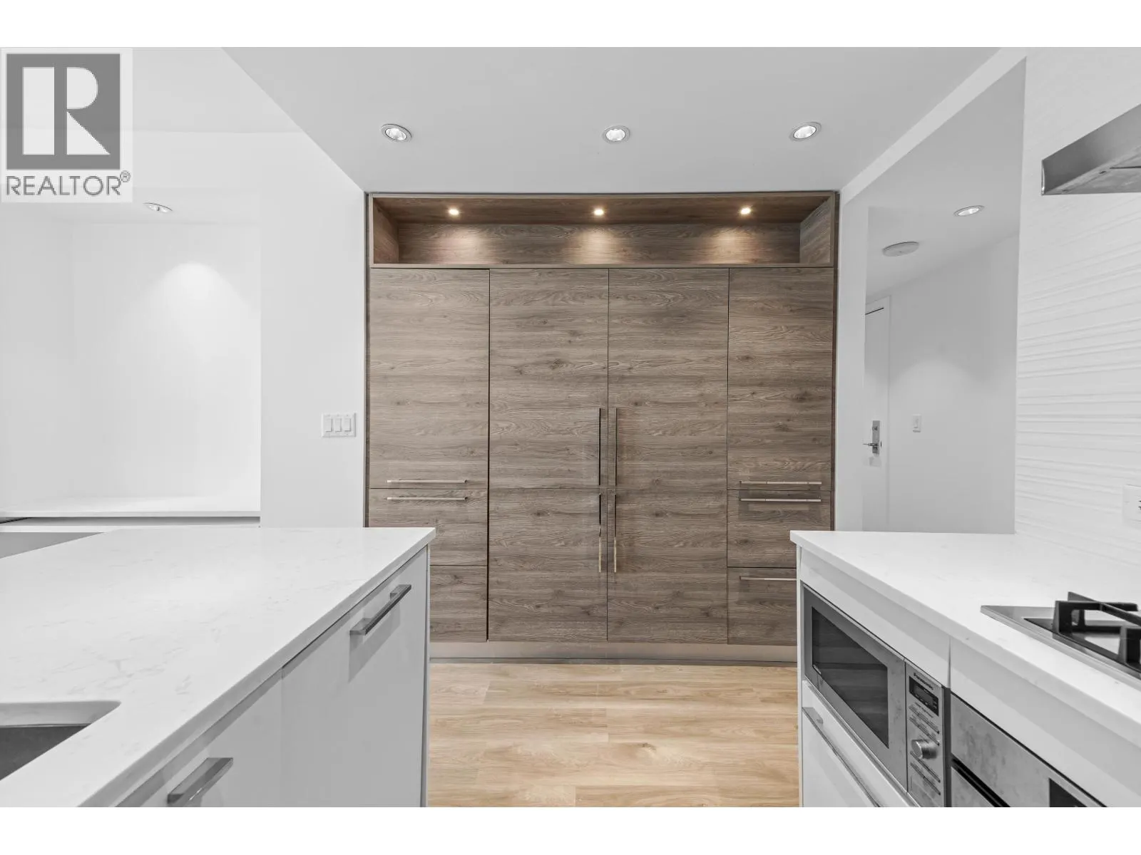 1801 7303 NOBLE LANE