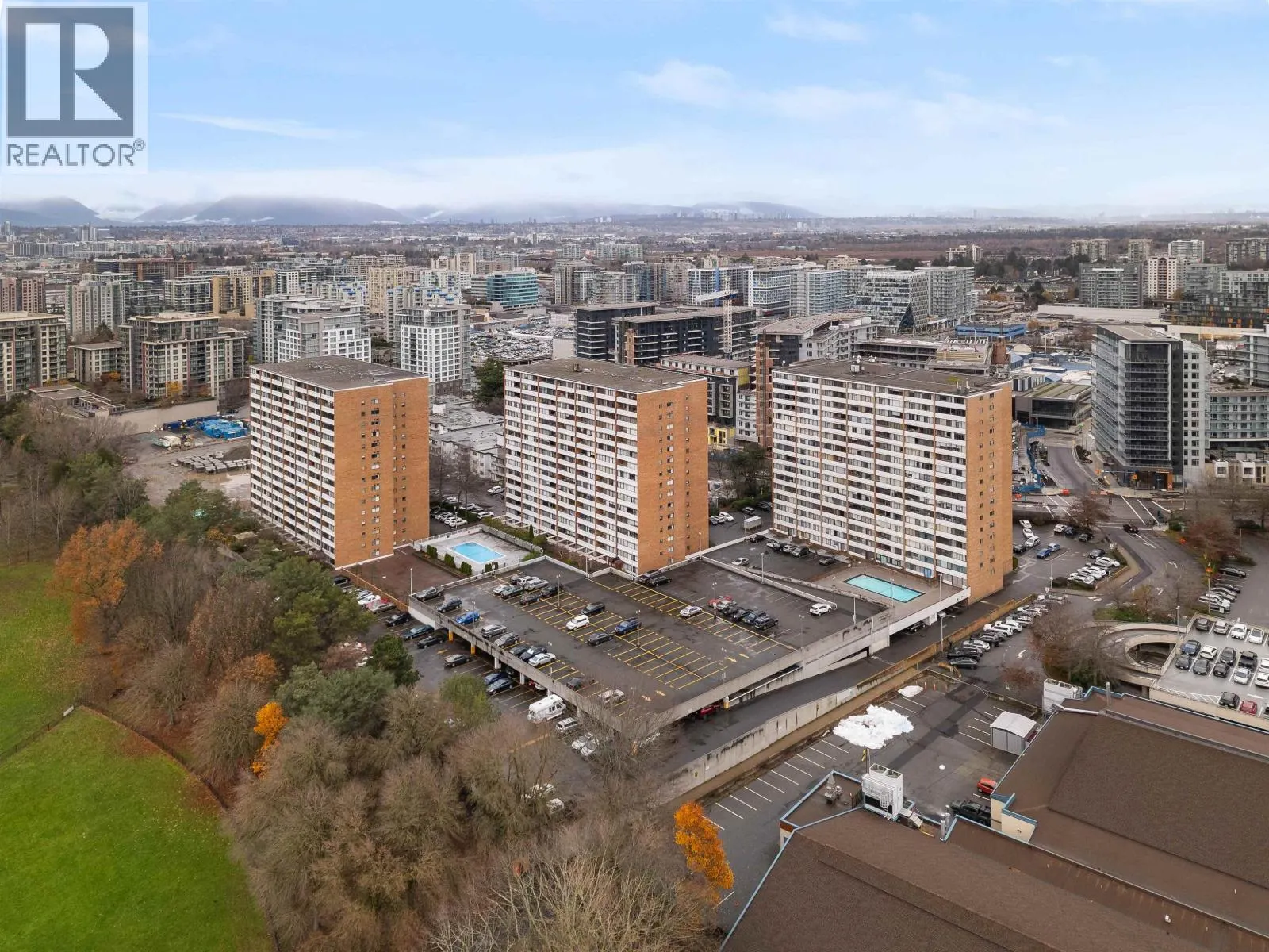 808 6651 MINORU BOULEVARD