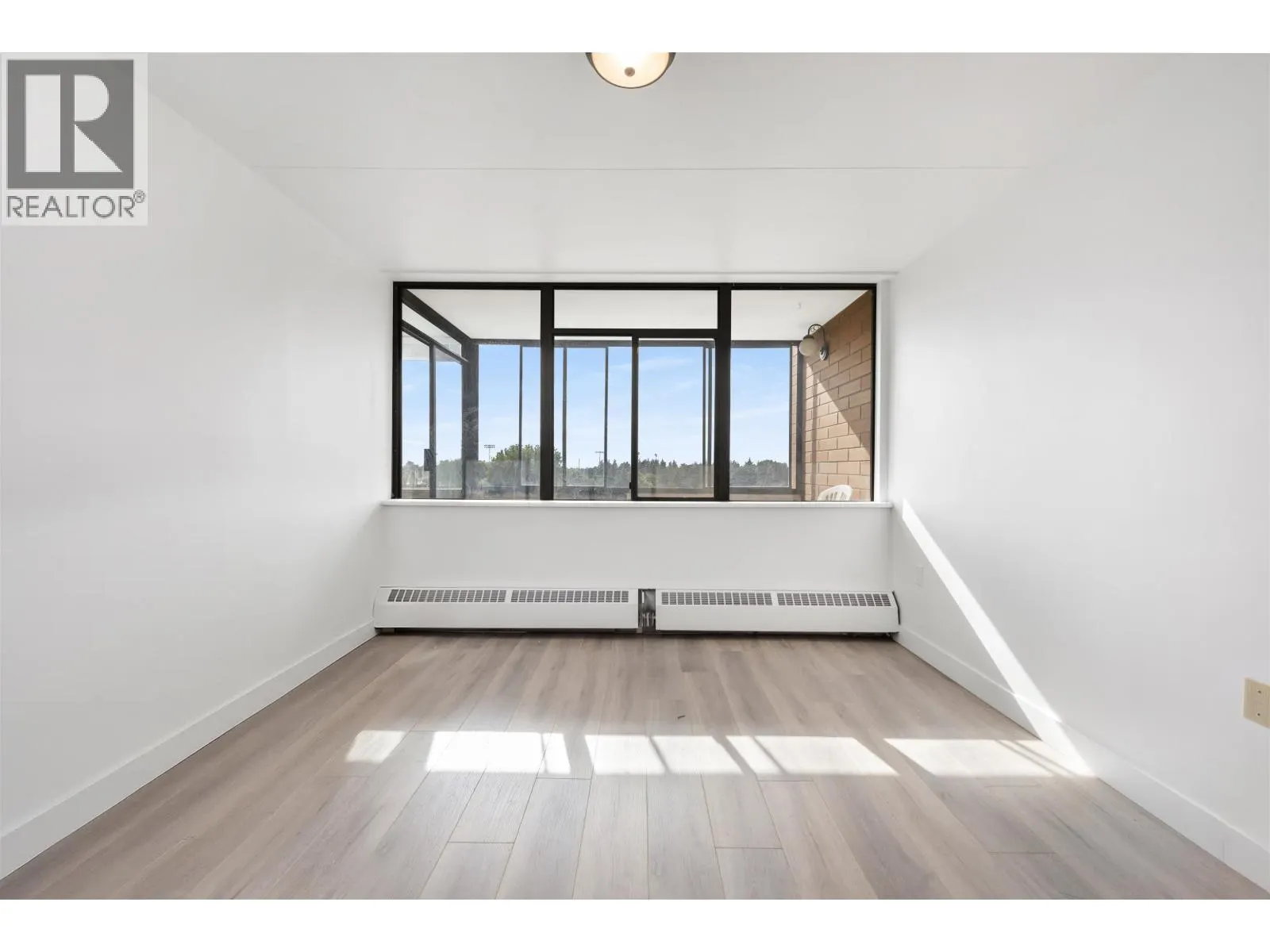808 6651 MINORU BOULEVARD