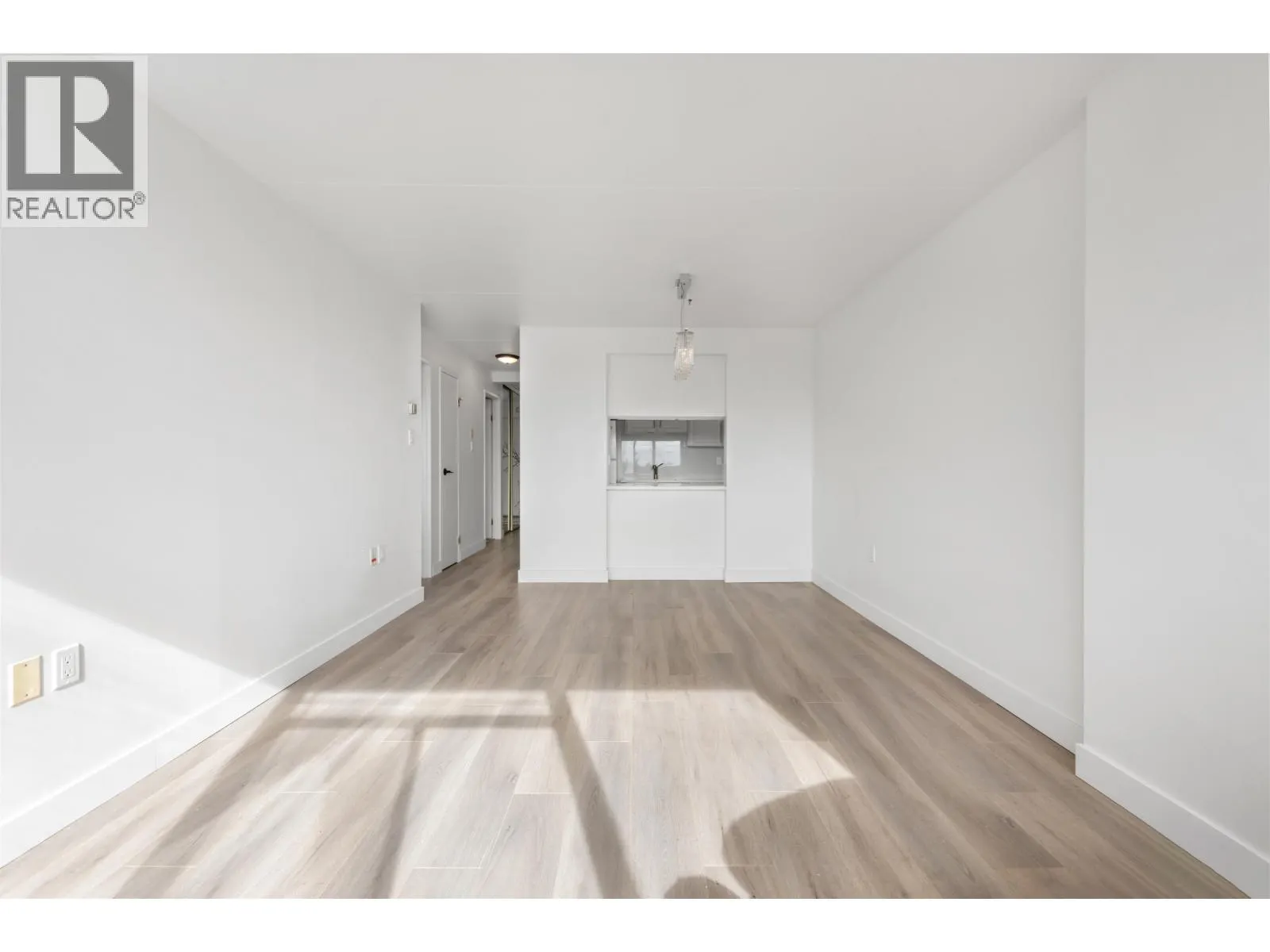 808 6651 MINORU BOULEVARD