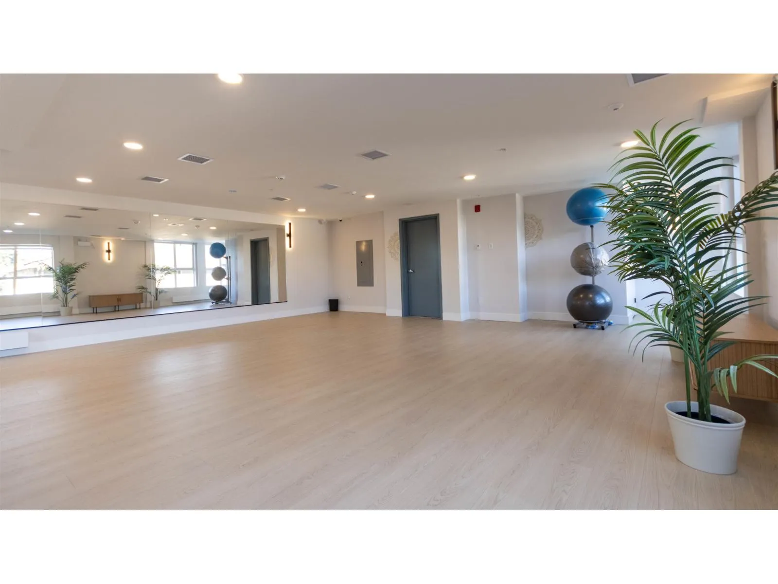 114 13458 95 AVENUE